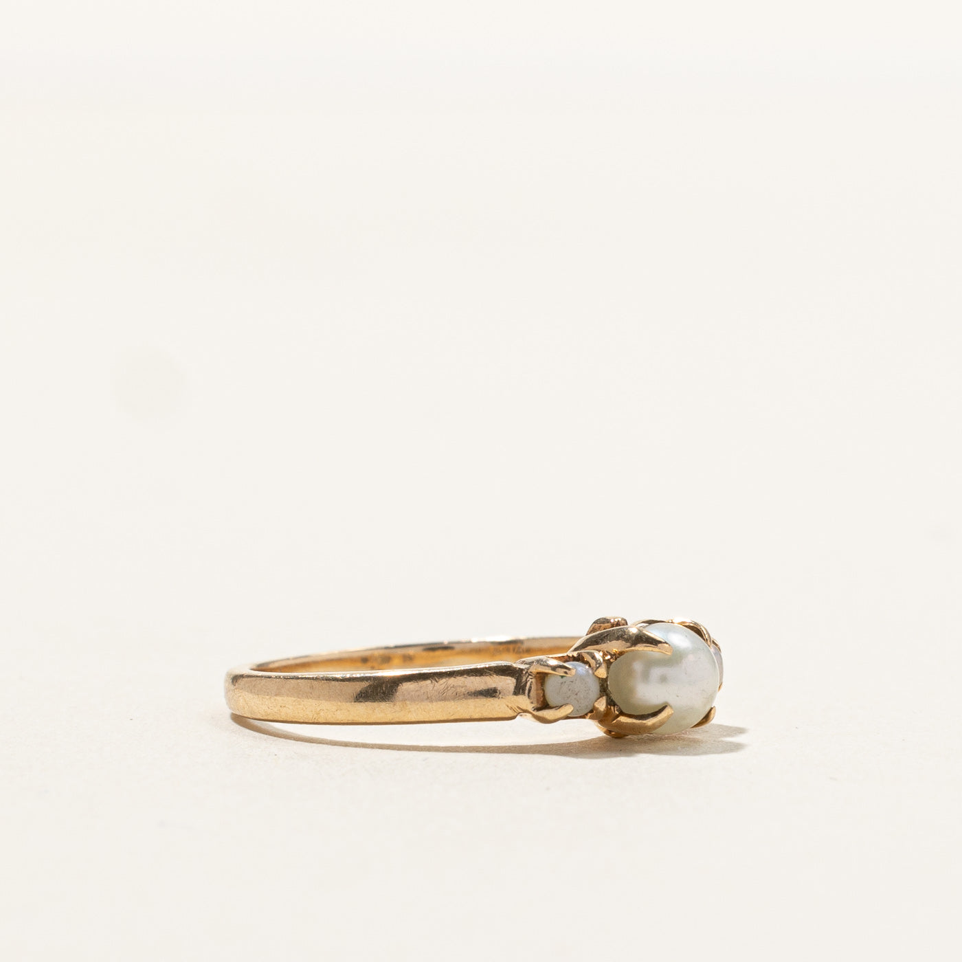Three Stone Pearl Ring | SZ 4.5 |