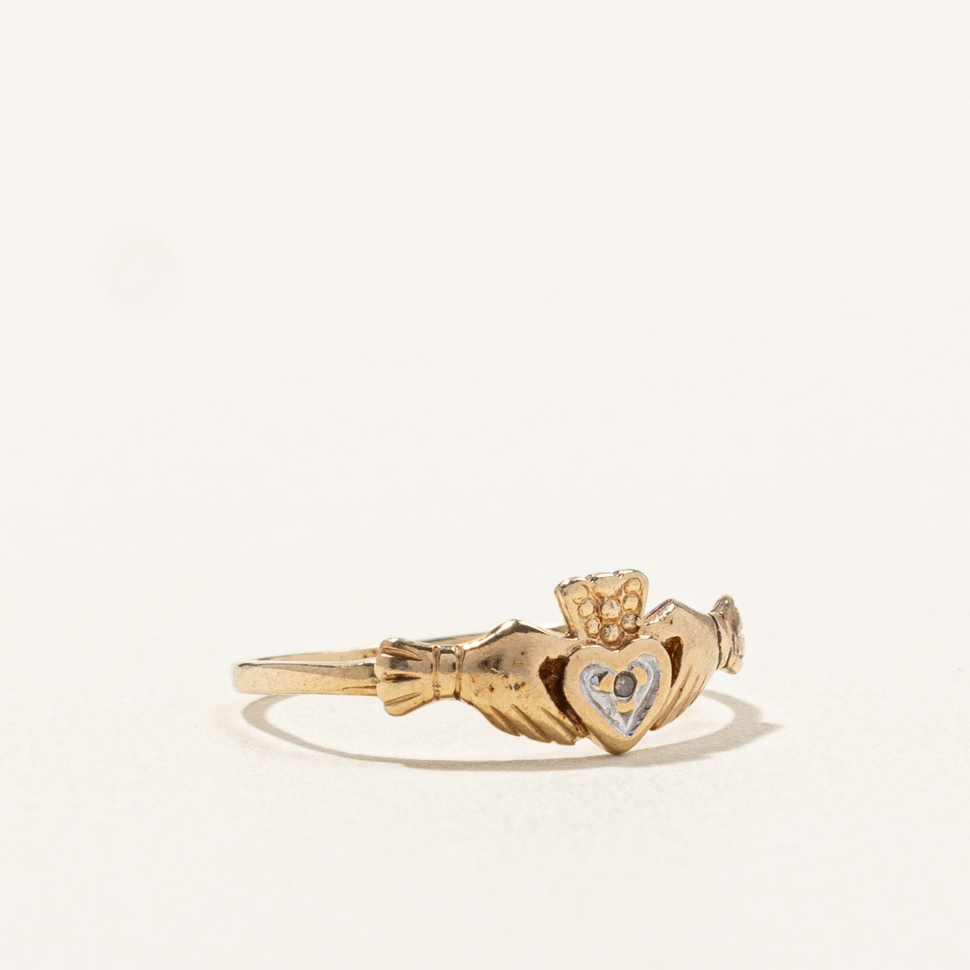 Bague Claddagh en diamant | 0,005 ct | Taille 5,25 |