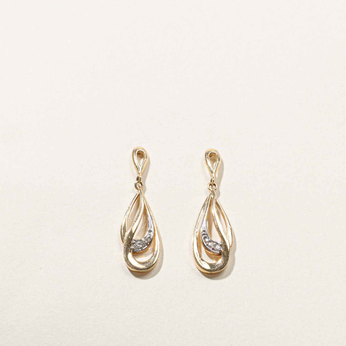 Diamond Dangle Earrings | 0.07ctw |