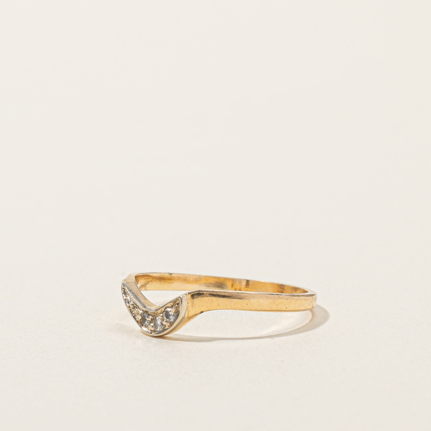 Diamond Contour Band | 0.04ctw | SZ 6.75 |