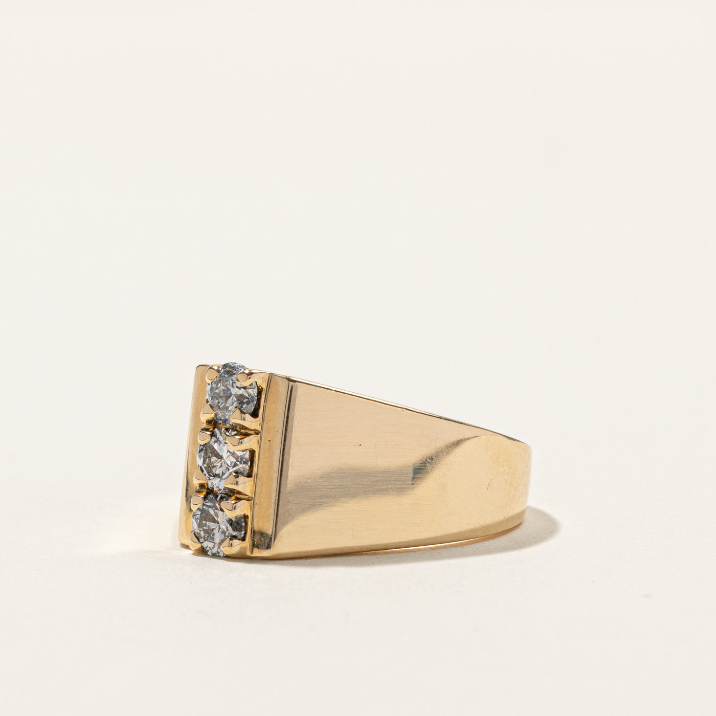 Three Stone Diamond Ring | 0.29ctw | SZ 6.5 |