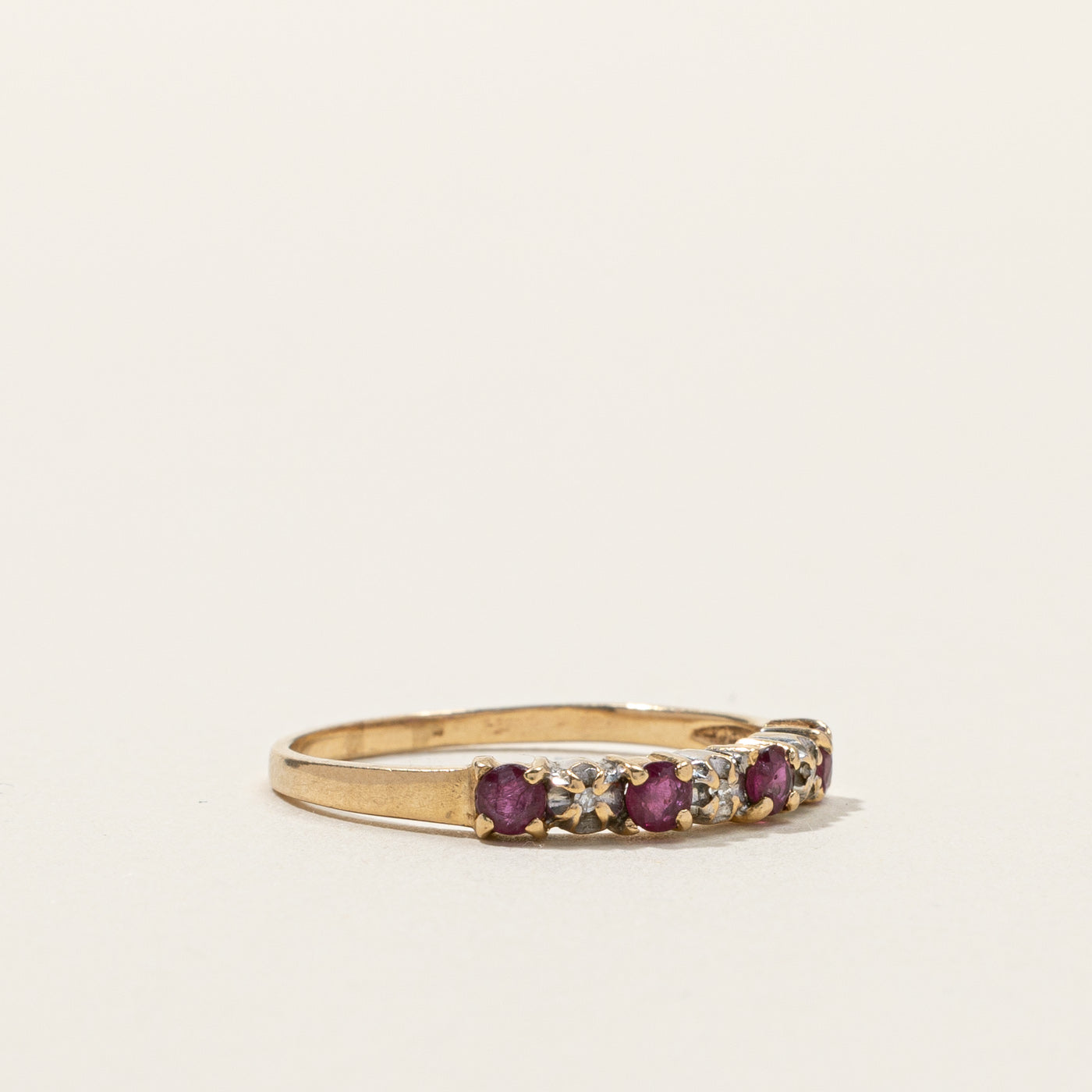 Ruby & Diamond Ring | 0.28ctw | 0.02ctw | SZ 7.75 |