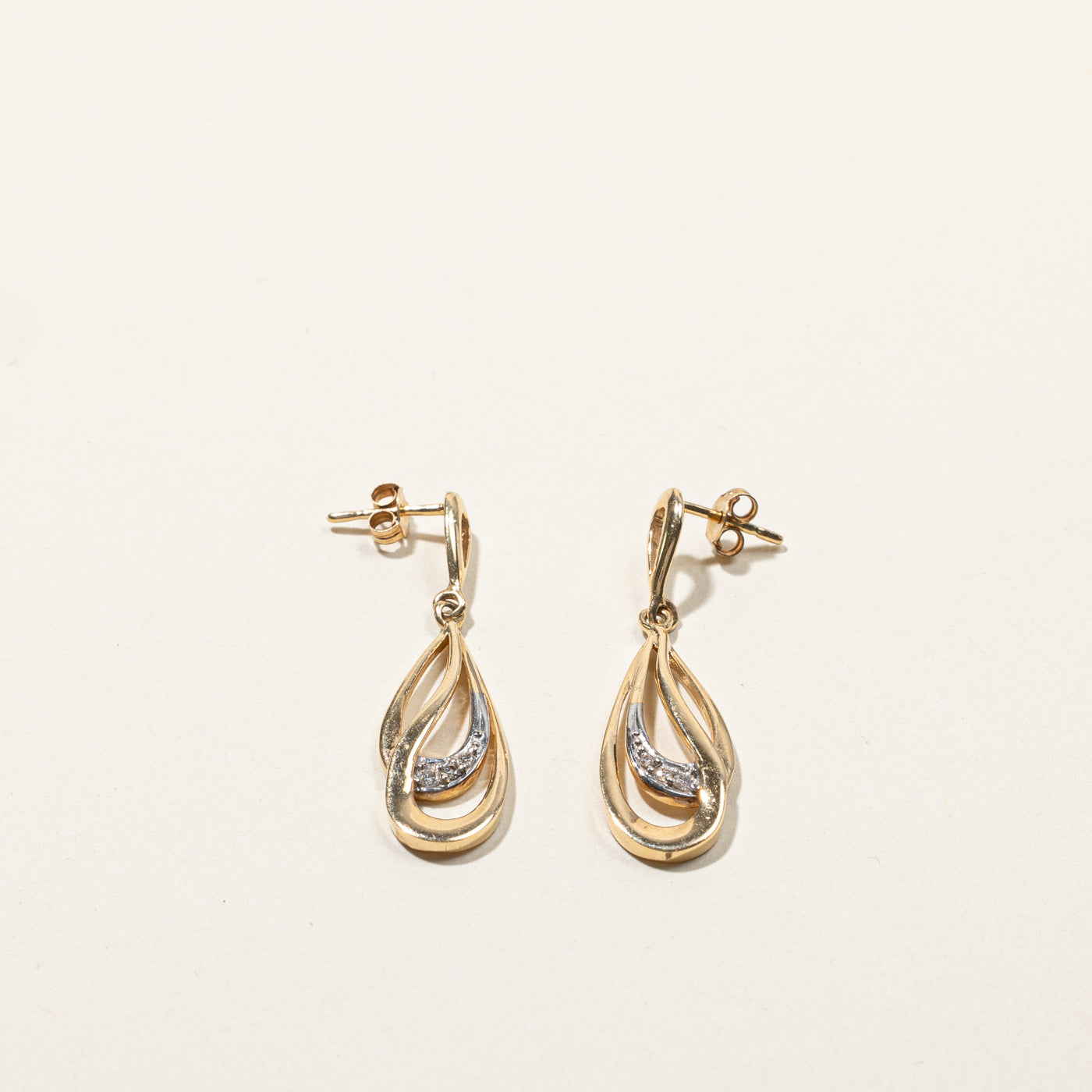 Diamond Dangle Earrings | 0.07ctw |