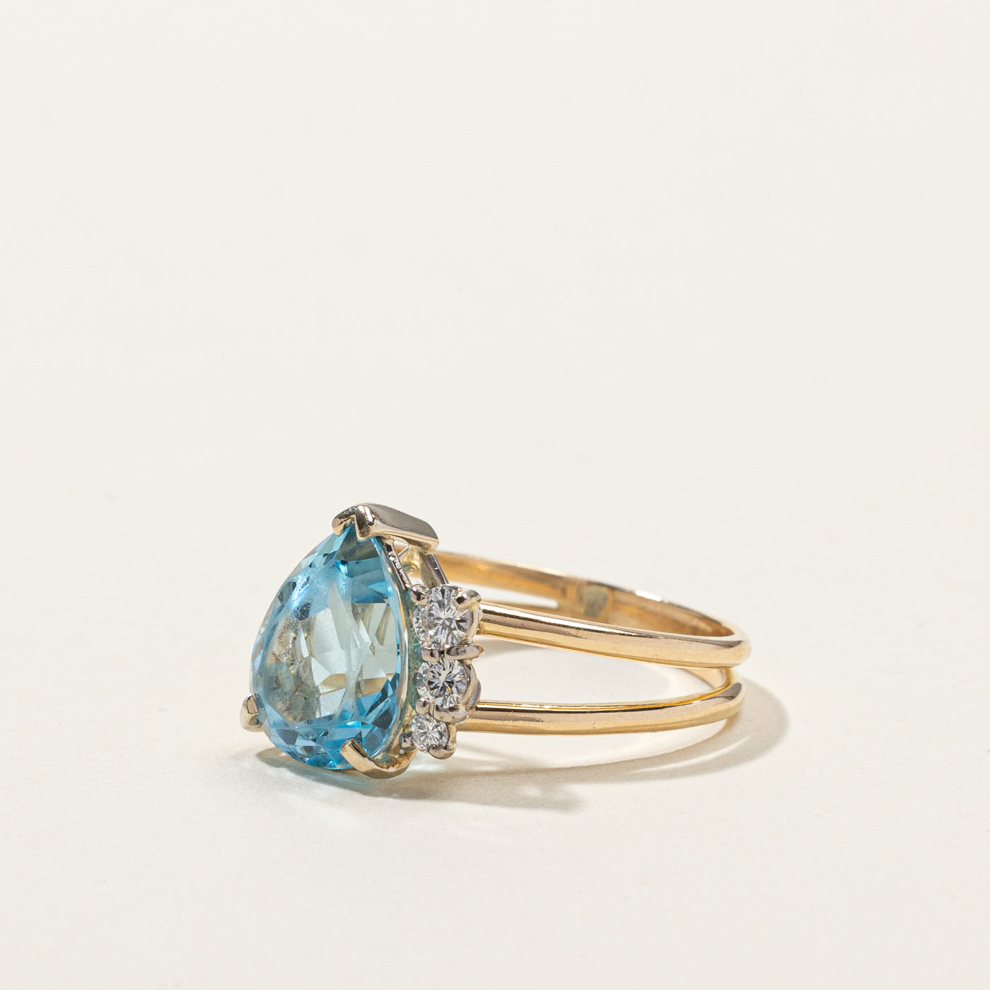 Pear Topaz & Diamond Ring | 4.50ct | 0.20ctw | SZ 7.5 |