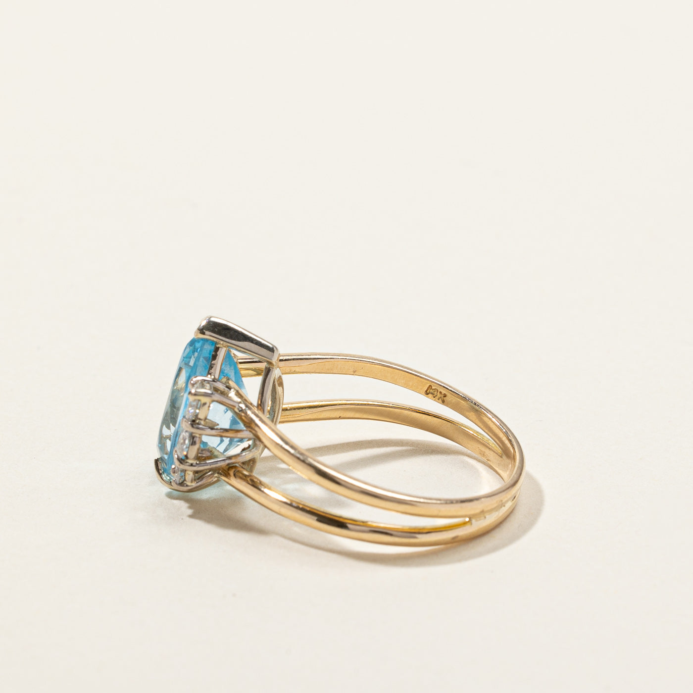 Pear Topaz & Diamond Ring | 4.50ct | 0.20ctw | SZ 7.5 |