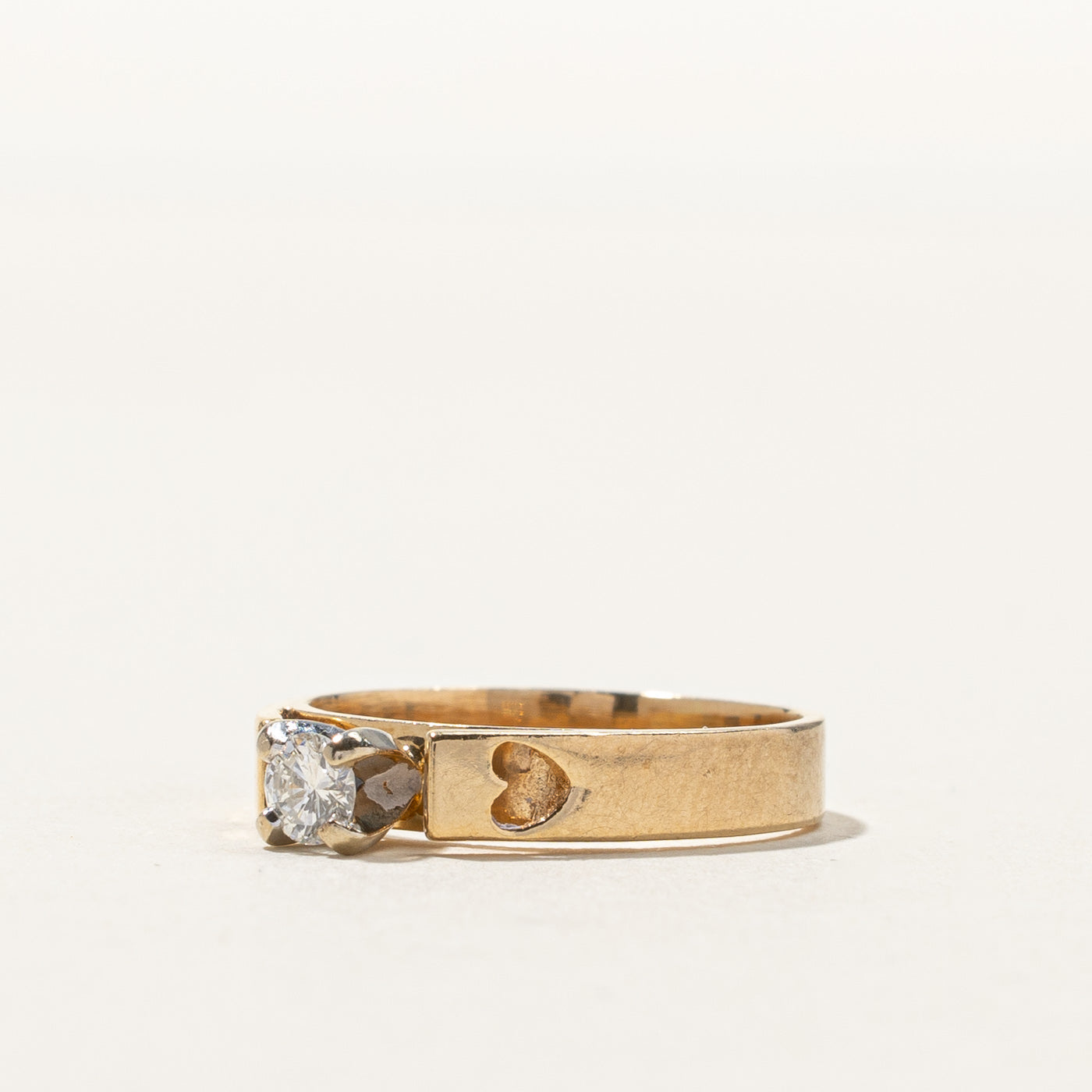 Solitaire Diamond Ring | 0.13ct | SZ 4 |