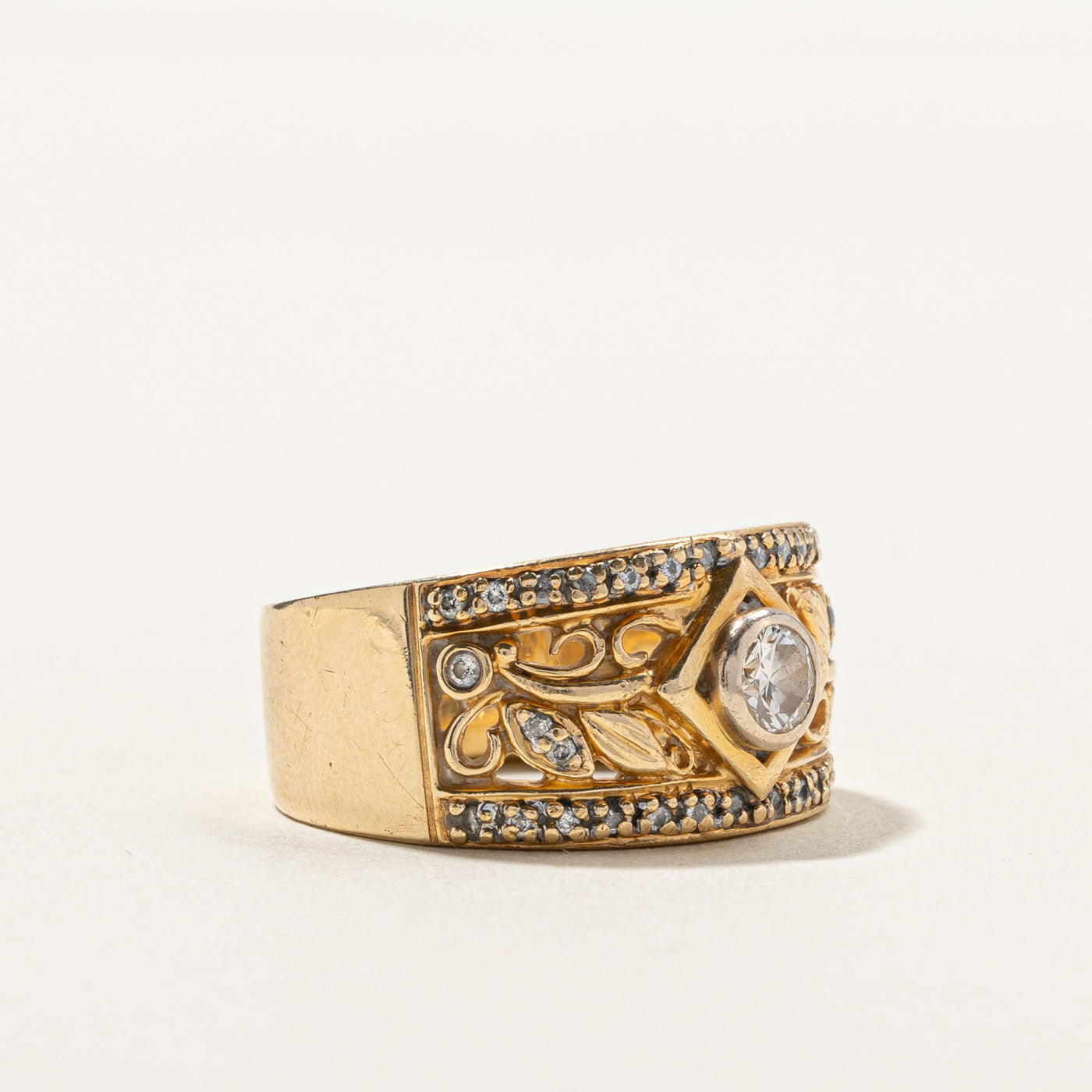 Bague en filigrane sertie de diamants | 0,43 ct | Taille 6,75 |