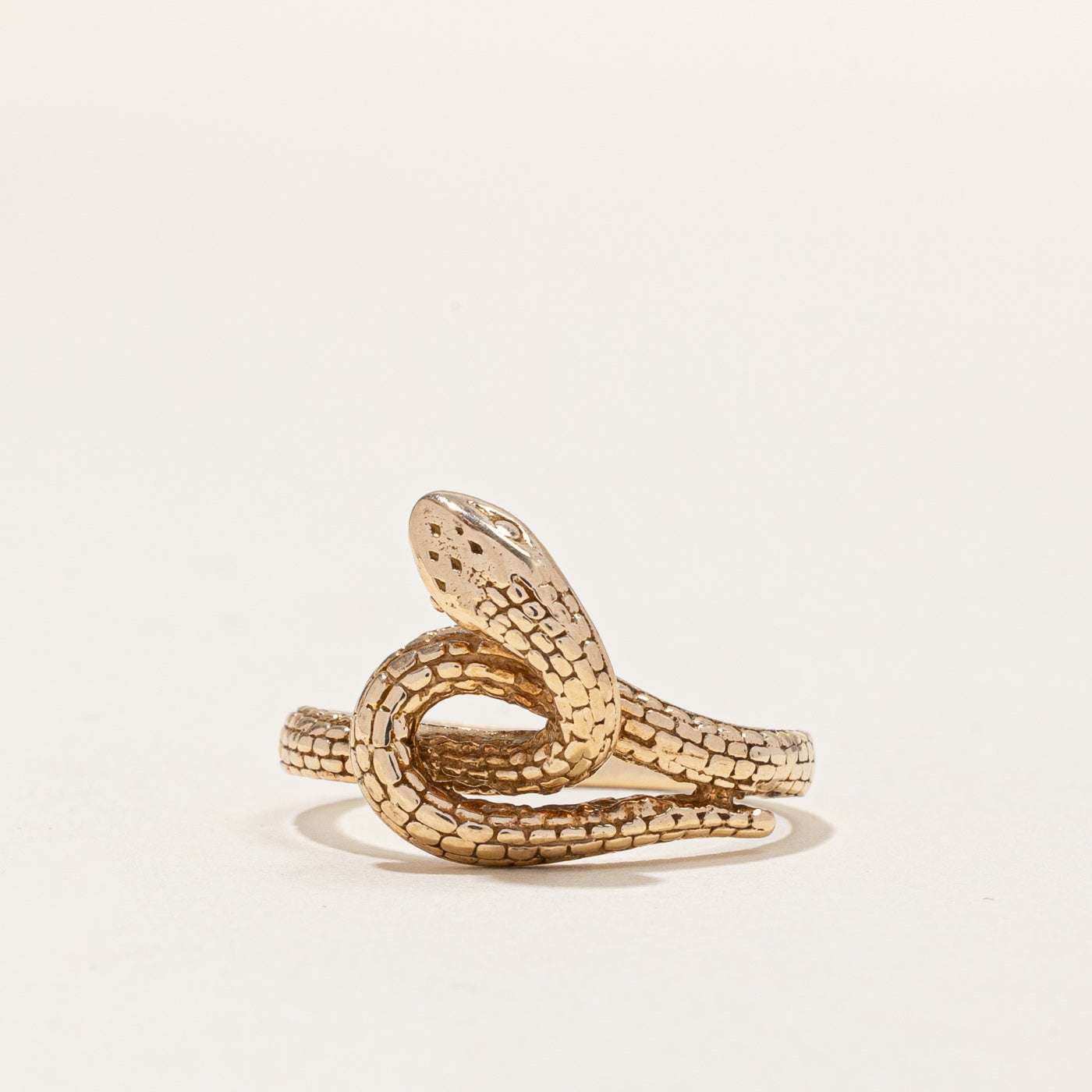 Bague serpent vintage en or jaune 10 carats | Taille 7,25 |