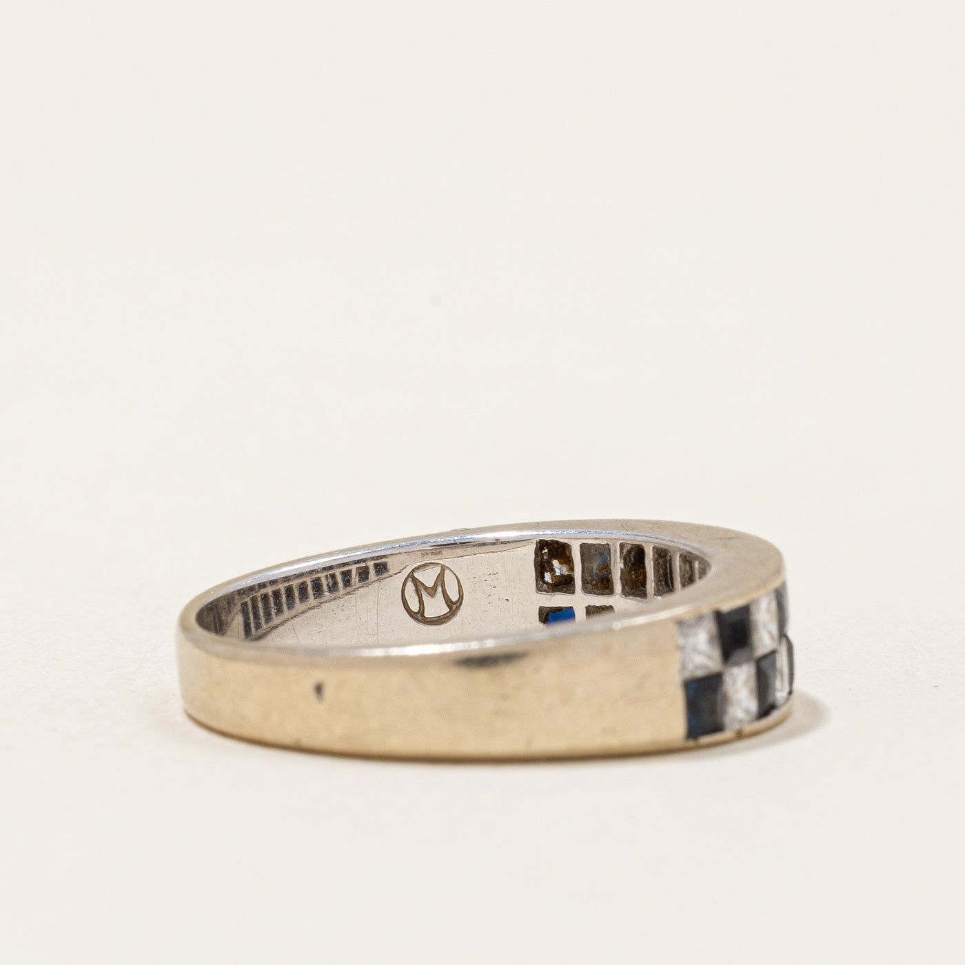 Bague en diamant et saphir | 0,32 ct, 0,30 ct | Taille 6 |
