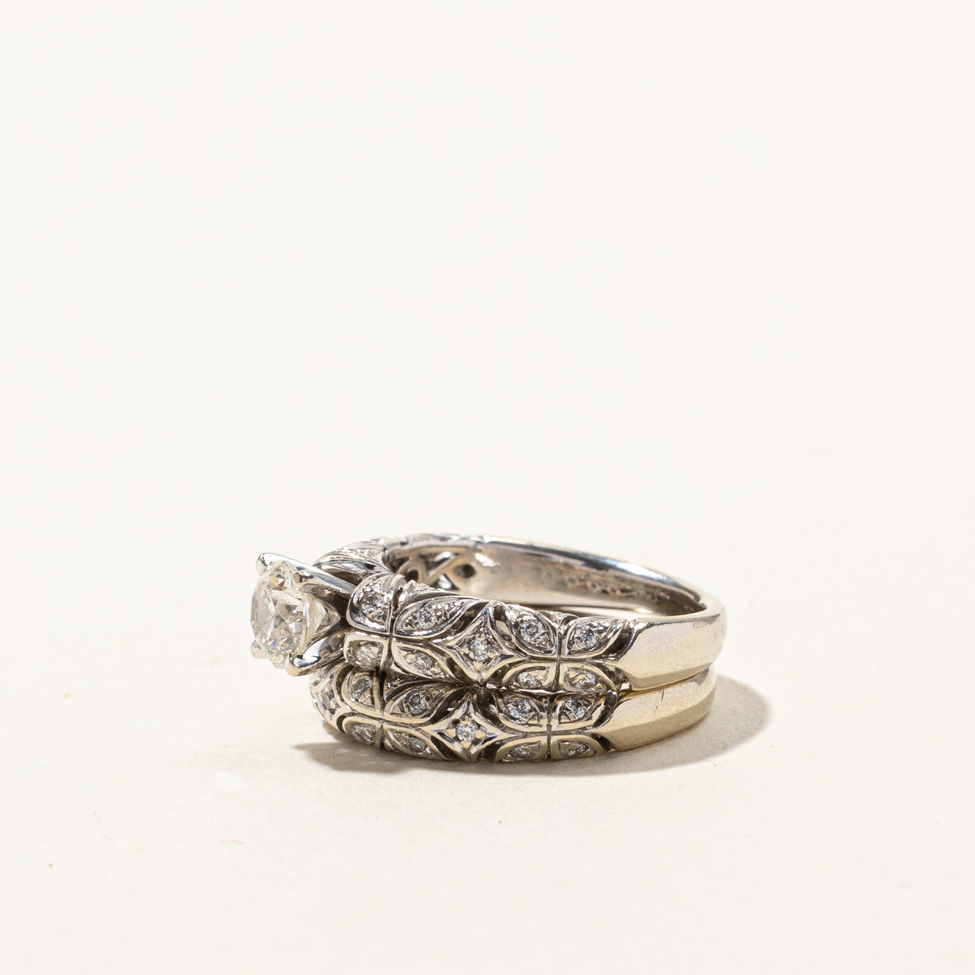 Bague de fiançailles en filigrane sertie de diamants | 0,69 ct | Taille 4 |