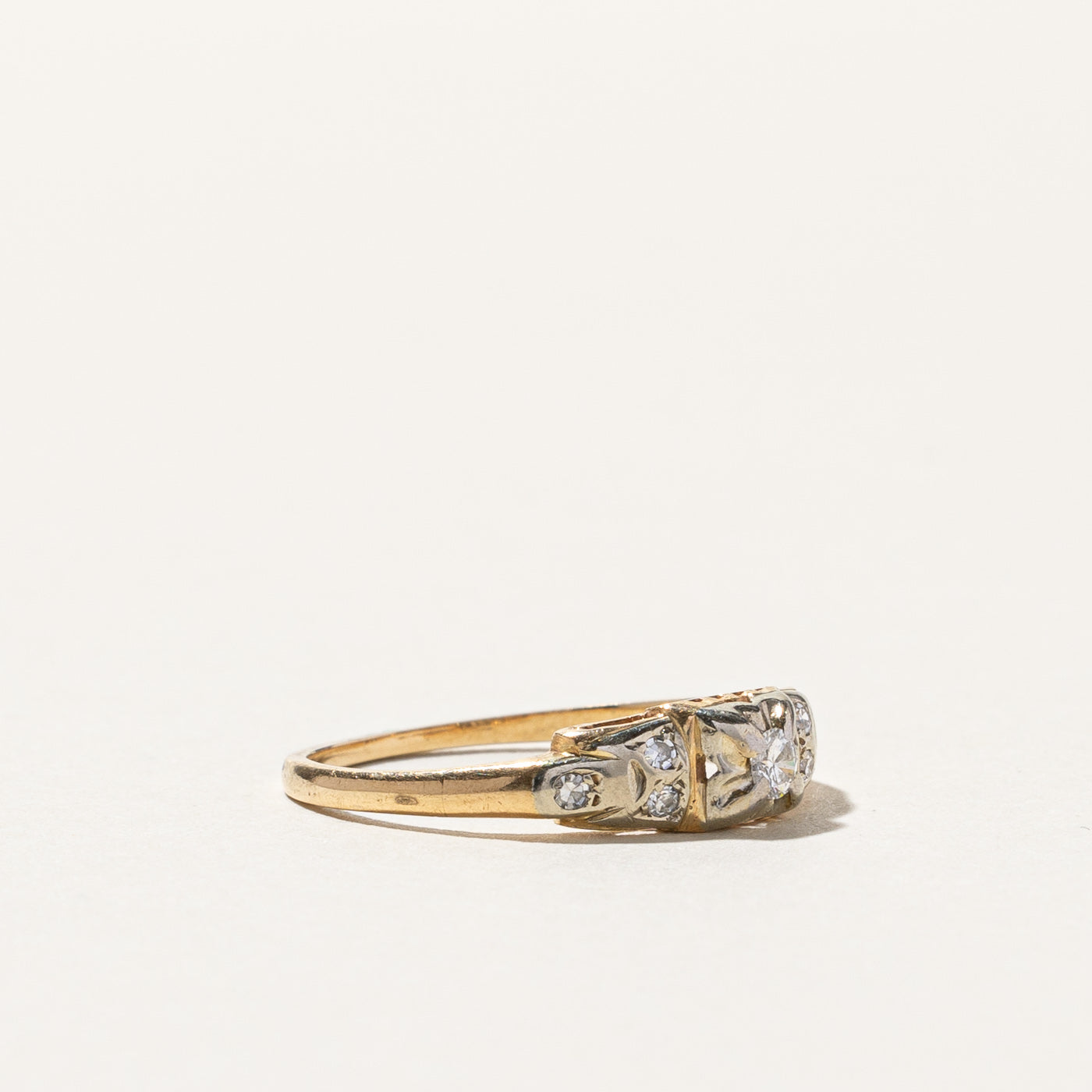 Vintage Diamond Engagement Ring | 0.10ctw | SZ 6.75 |