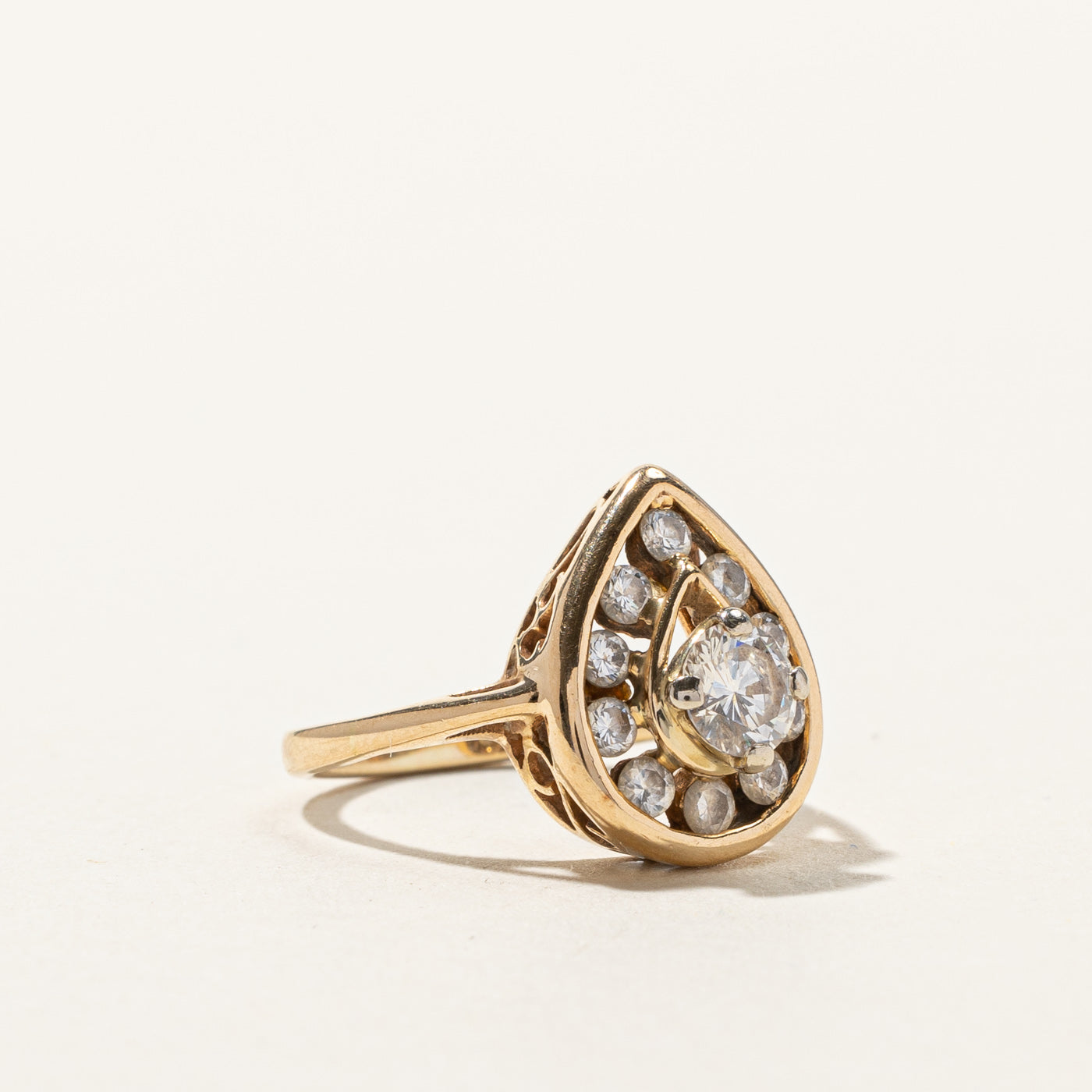 Bague cocktail sertie de diamants en canal | 0,76 ct | Taille 3,75 |