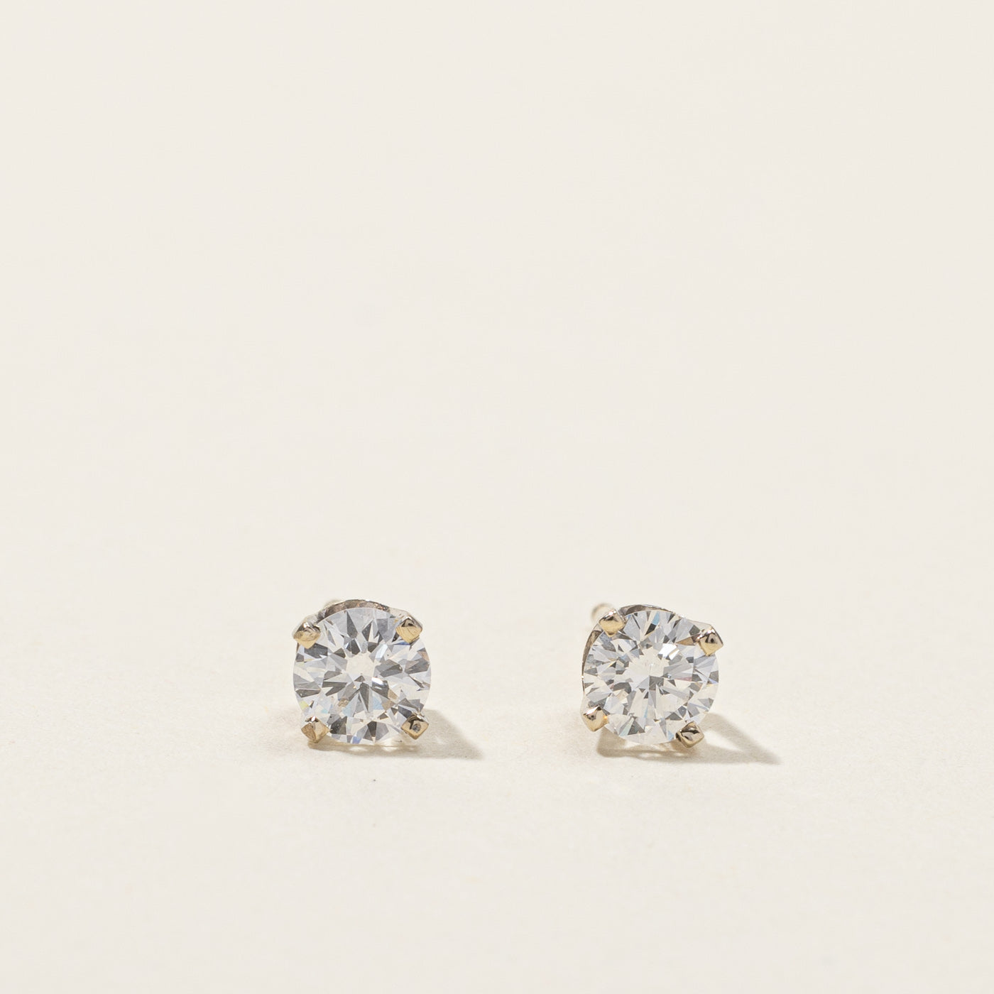 Diamond Stud Earrings | 0.60ctw |