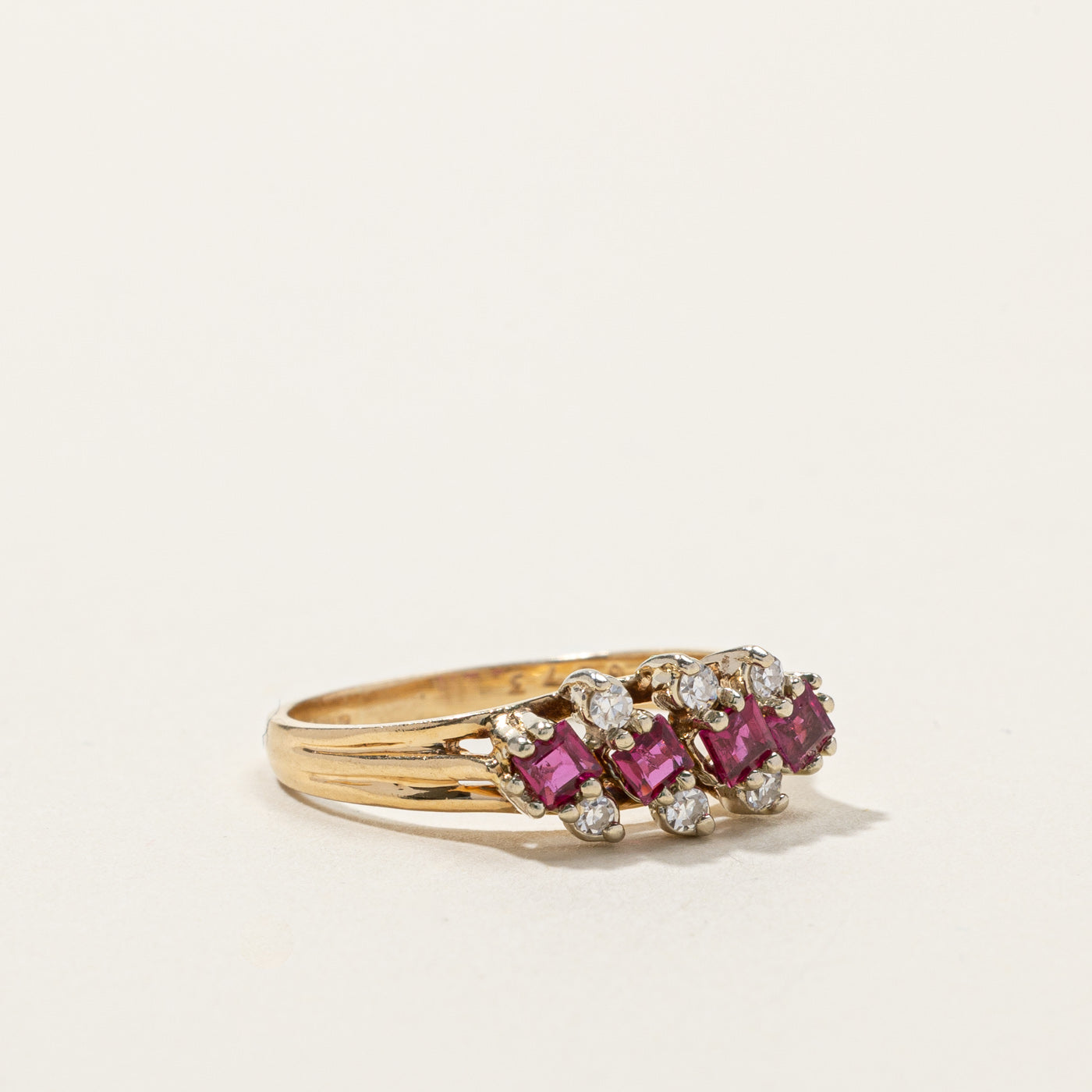 Cluster Ruby & Diamond Ring | 0.40ctw | 0.12ctw | SZ 7.5 |