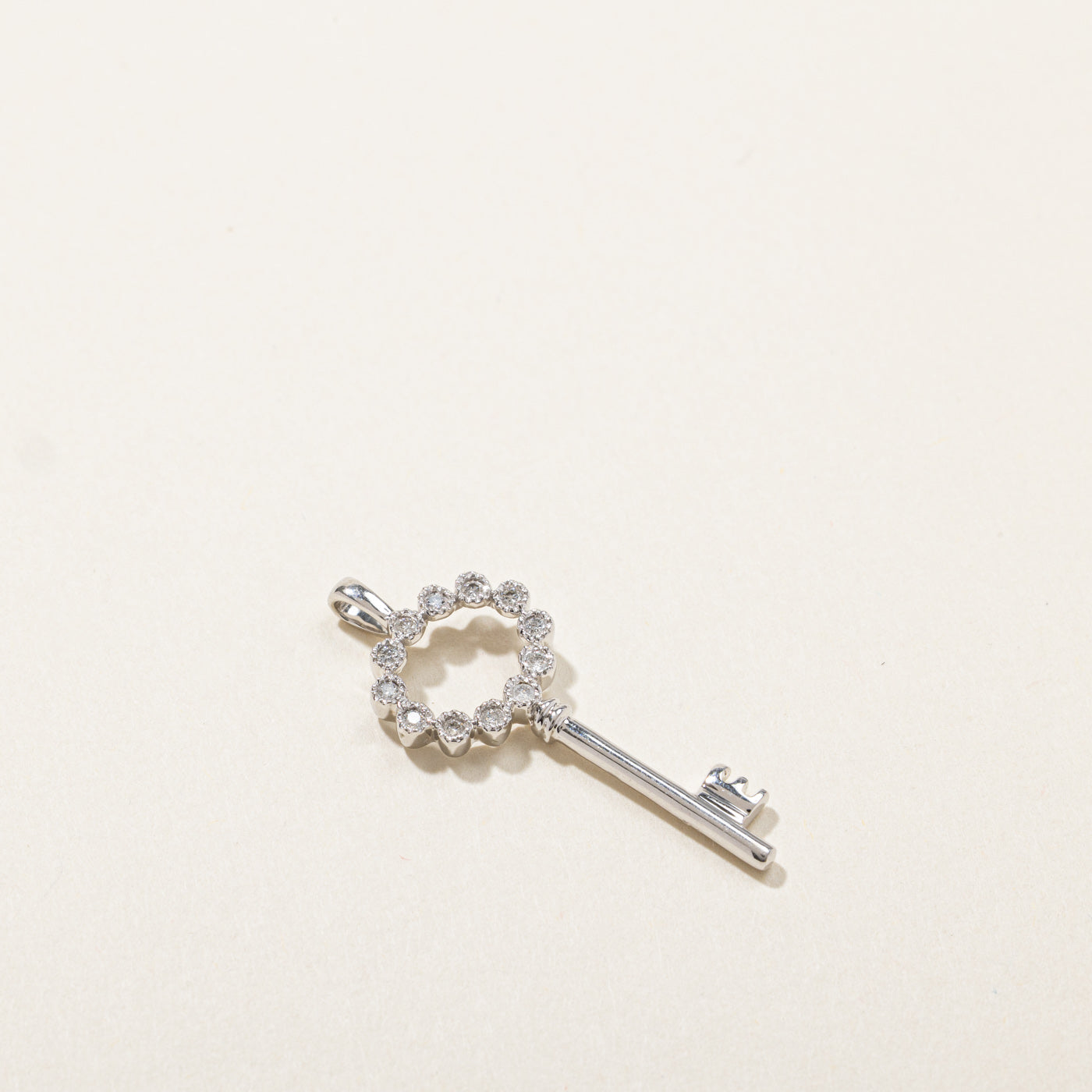 Diamond Key Pendant | 0.12ctw |