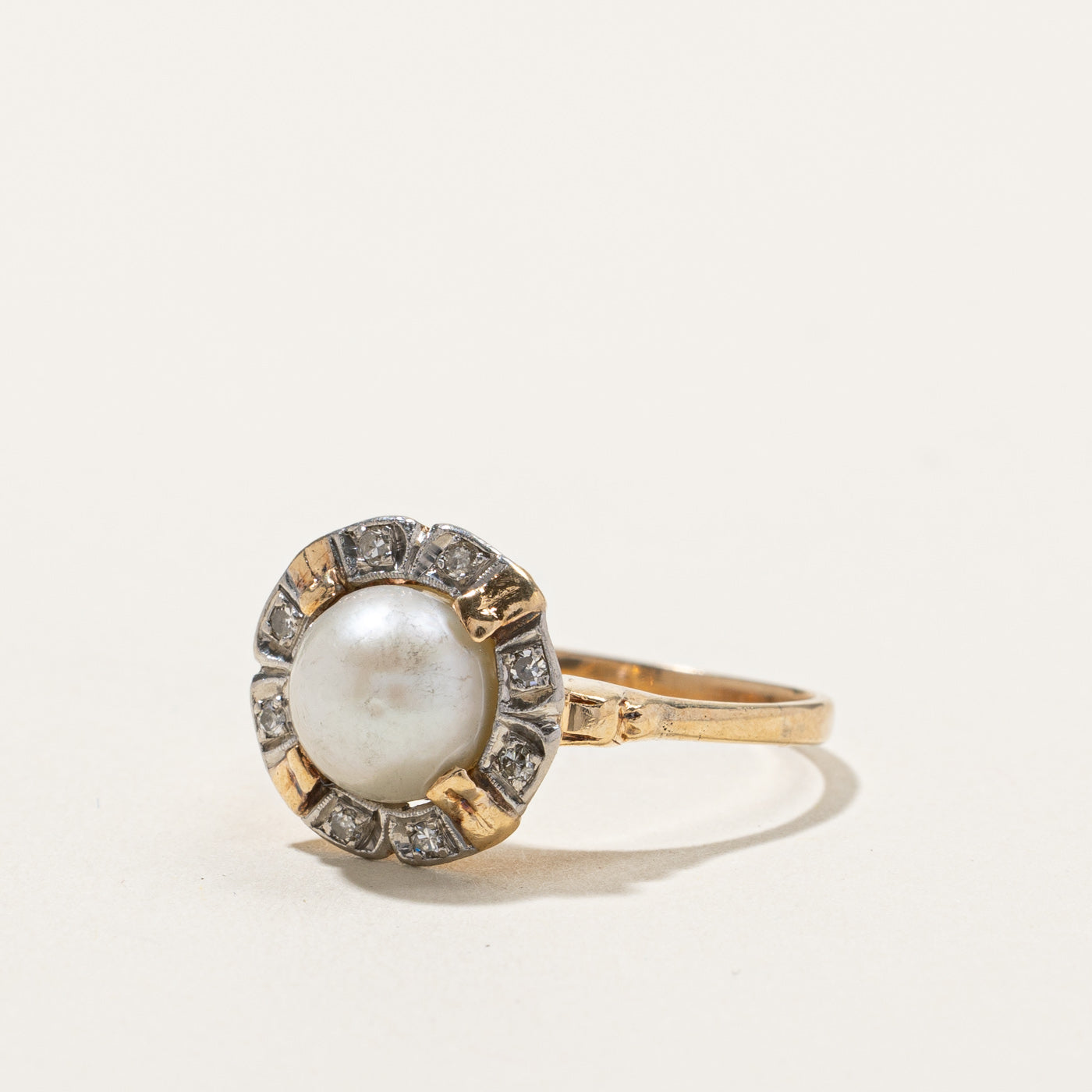 Pearl & Diamond Cocktail Ring | 0.12ctw | SZ 8 |