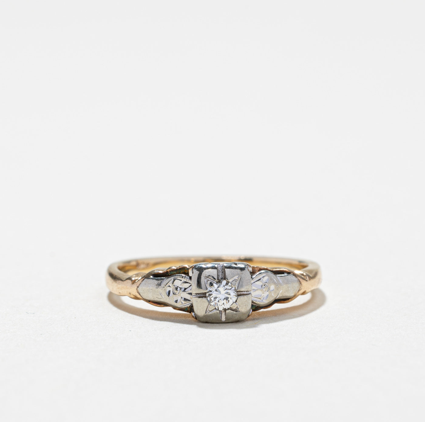 Vintage Diamond Ring | 0.04ct | SZ 4.5 |