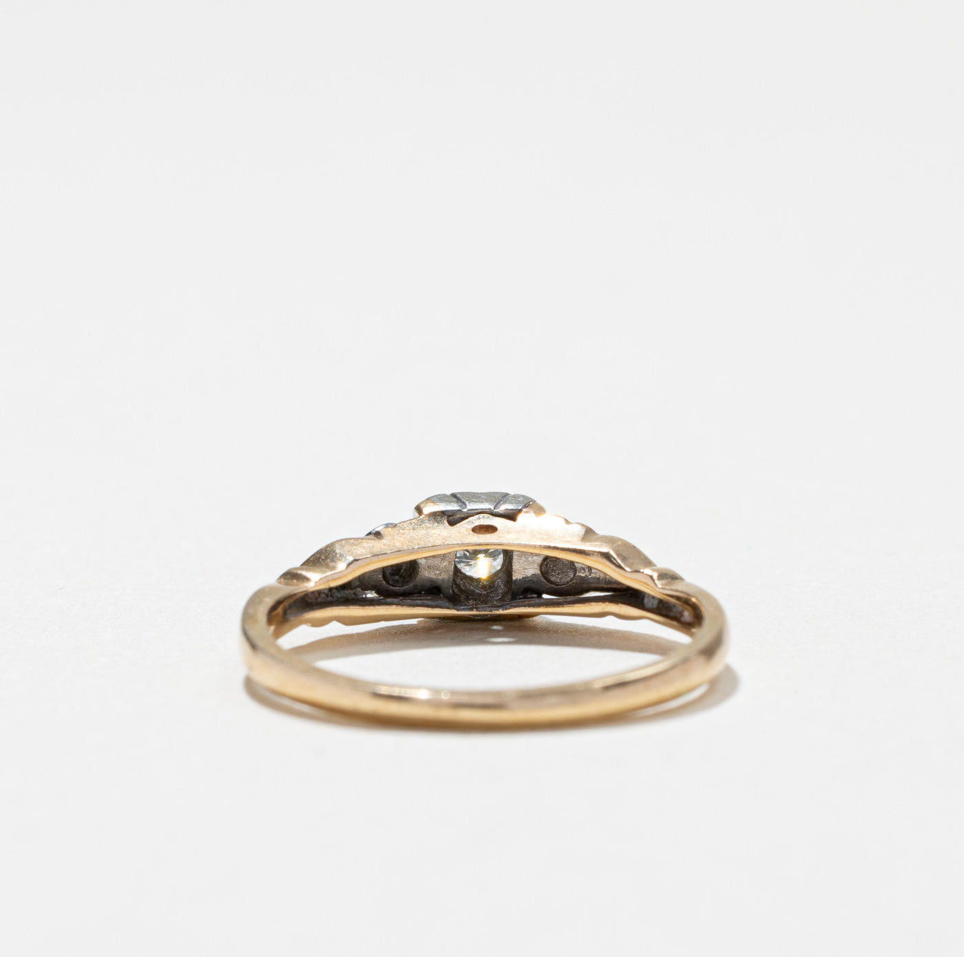 Vintage Diamond Ring | 0.04ct | SZ 4.5 |