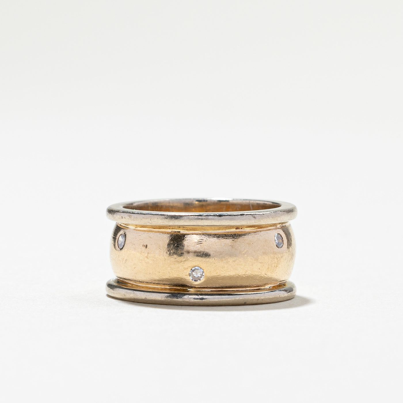 Flush Set Diamond Wide Band | 0.06ctw | SZ 4.75 |