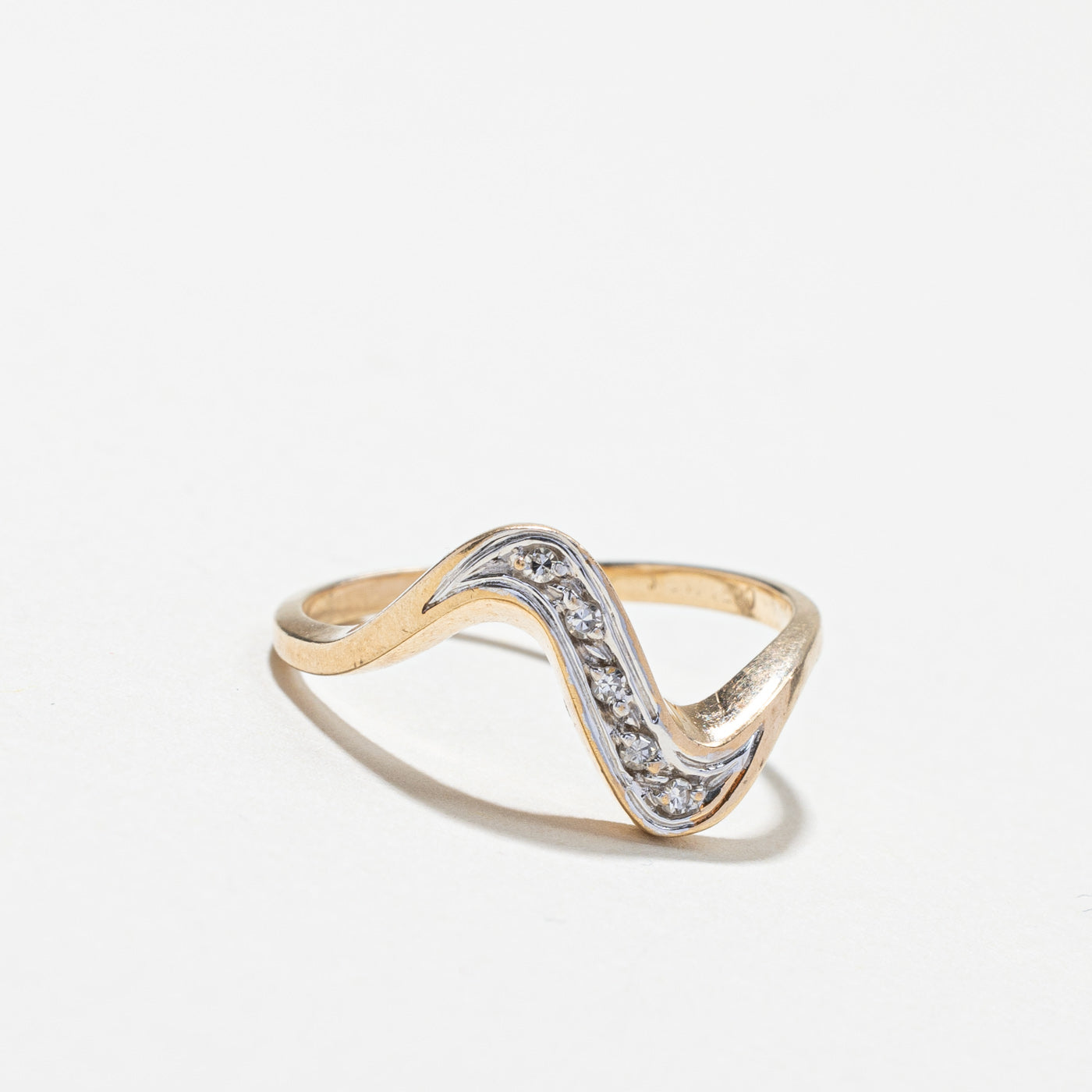 Diamond Wave Ring | 0.05ctw | SZ 7.75 |