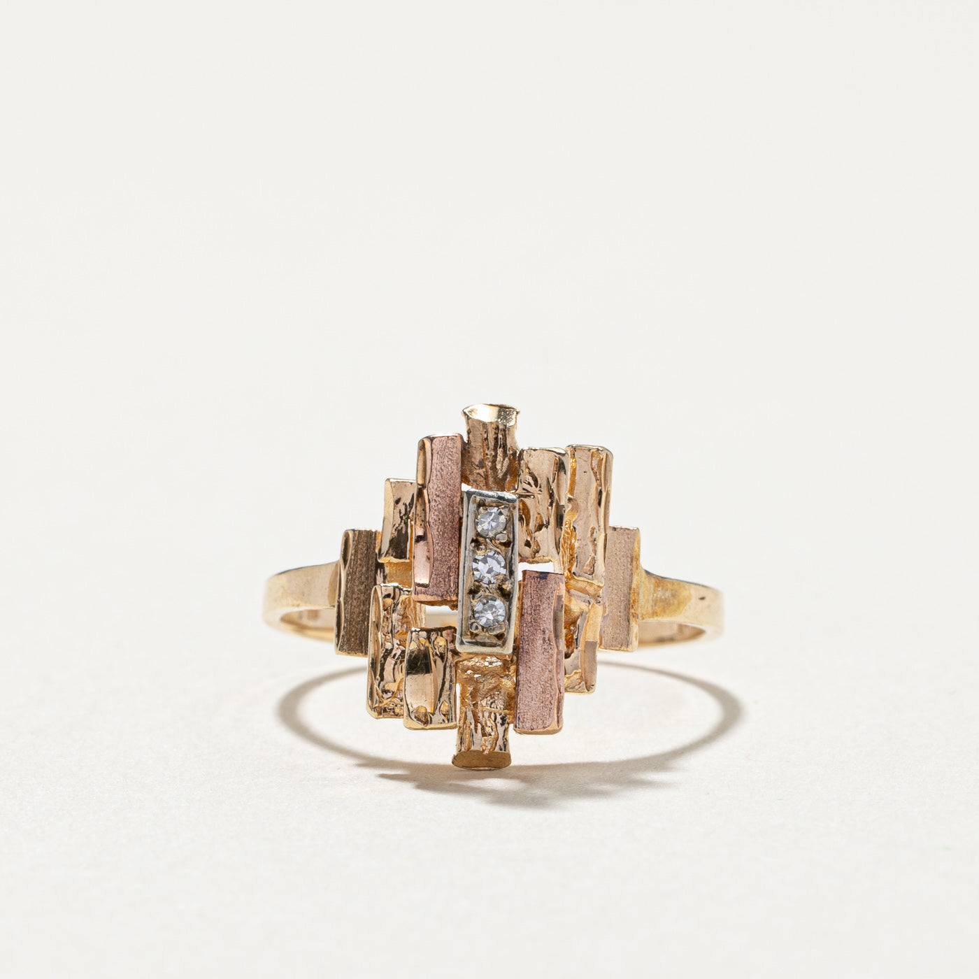 Bague en diamant texturé | 0,03 ct | Taille 6 |