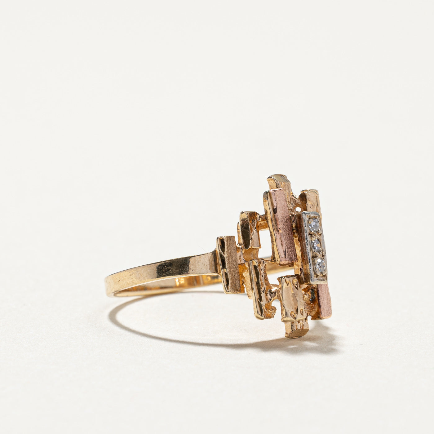 Bague en diamant texturé | 0,03 ct | Taille 6 |