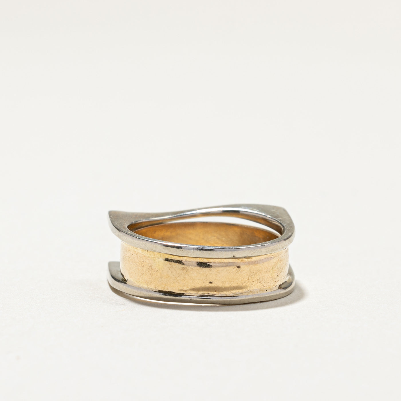 Bague sertie de diamants pavés | 0,08 ct | Taille 5,5 |