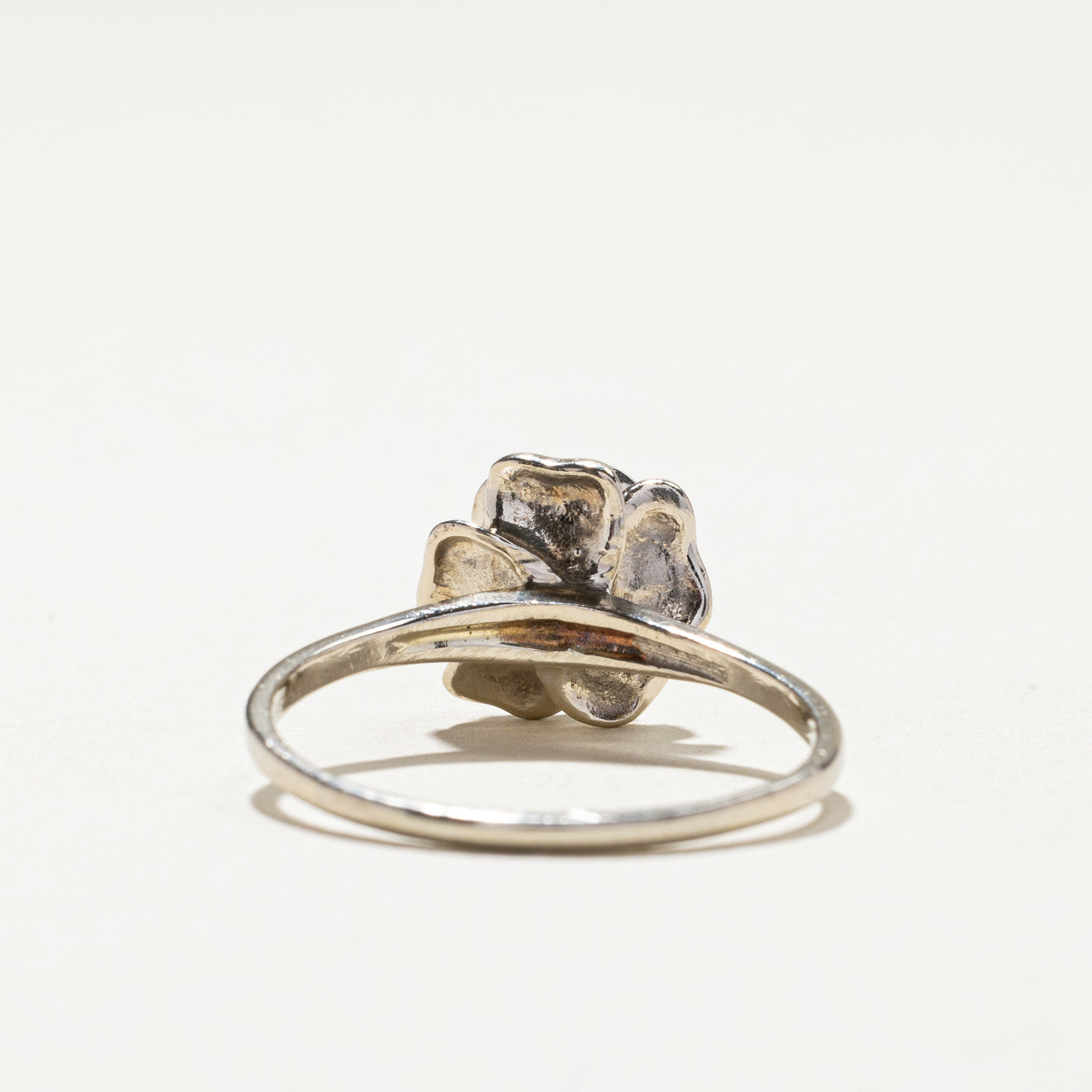 Bague en diamant à motif floral | 0,05 ct | Taille 9,75 |