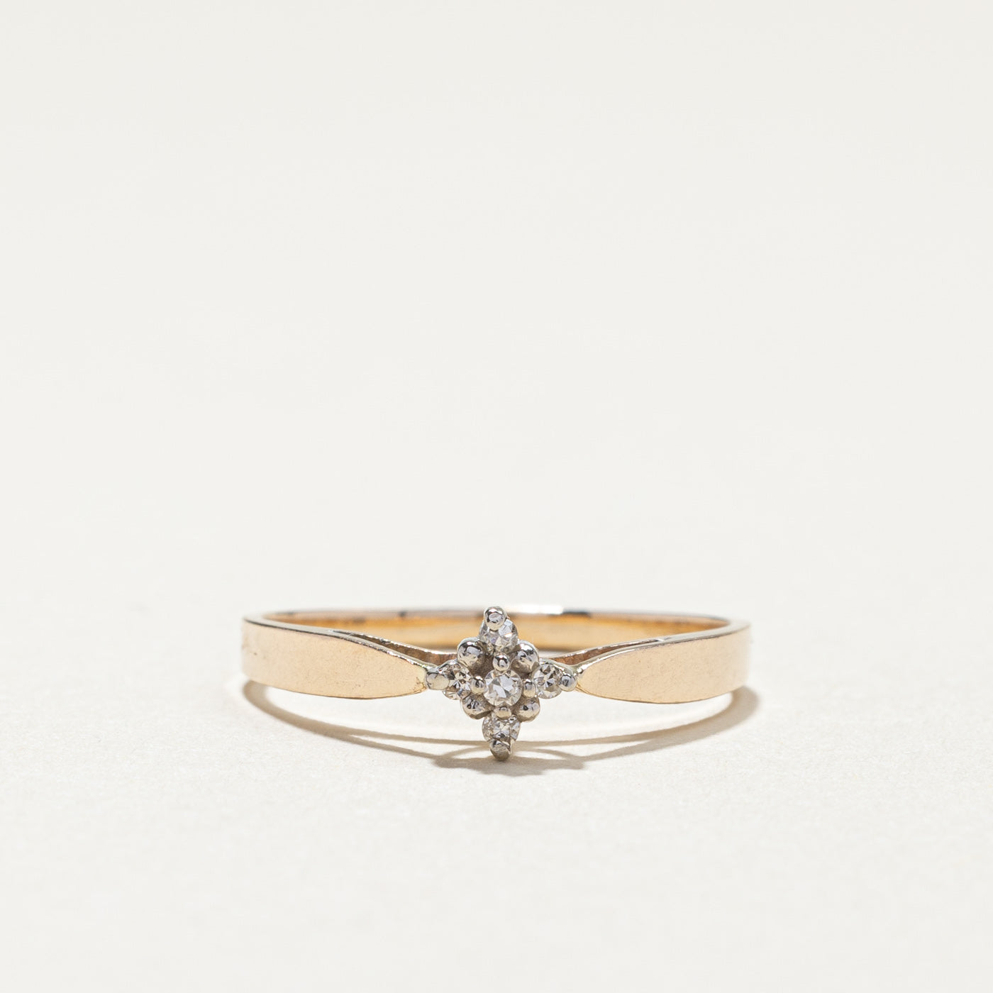 Bague en diamants en grappe | 0,03 ct | Taille 6,5 |