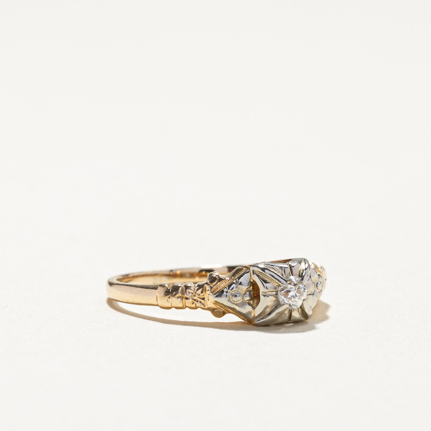 Bague vintage en diamant | 0,05 ct | Taille 5,5 |