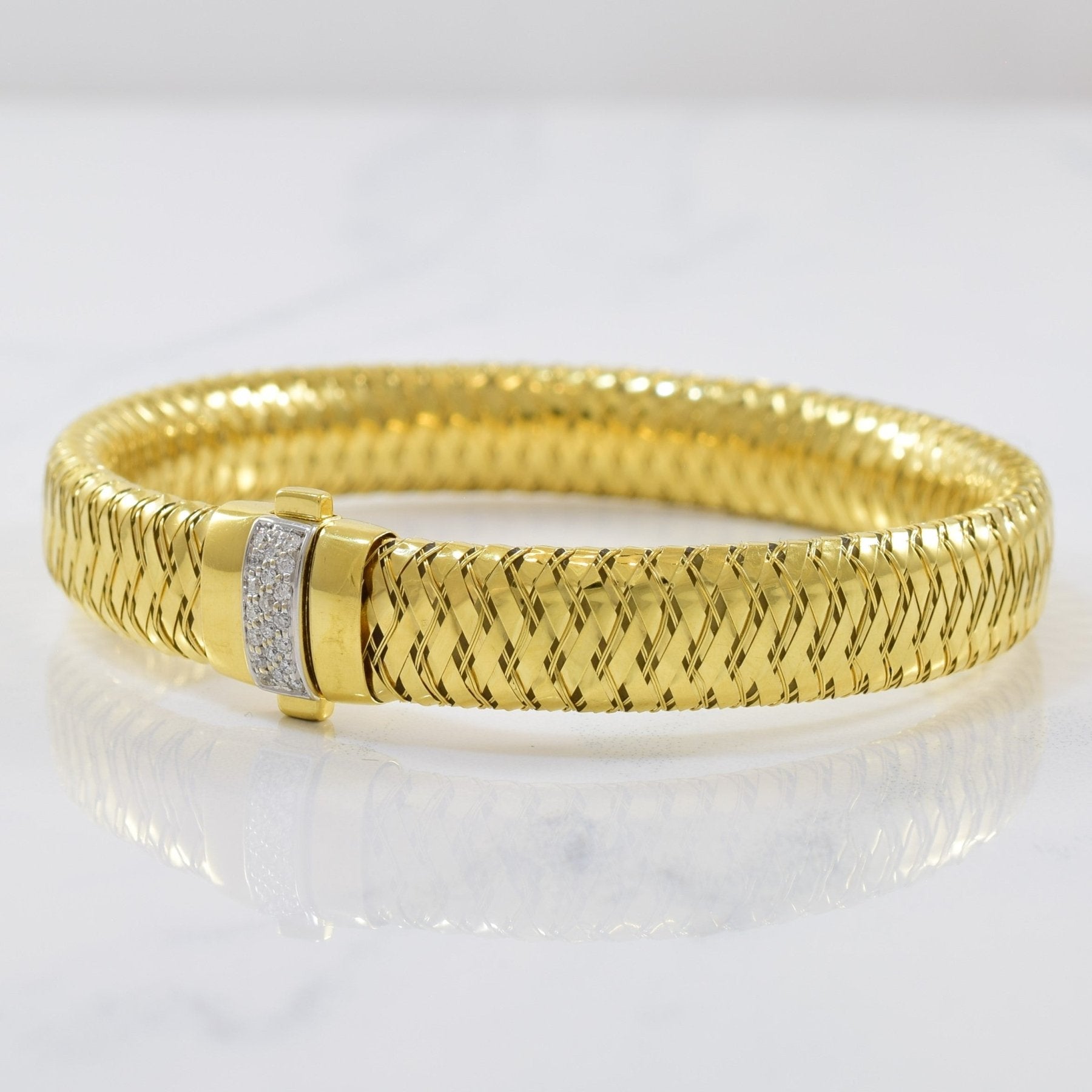 'Roberto Coin' Flexible Bangle With Diamonds | 0.10ctw | 7.5" | - 100 Ways