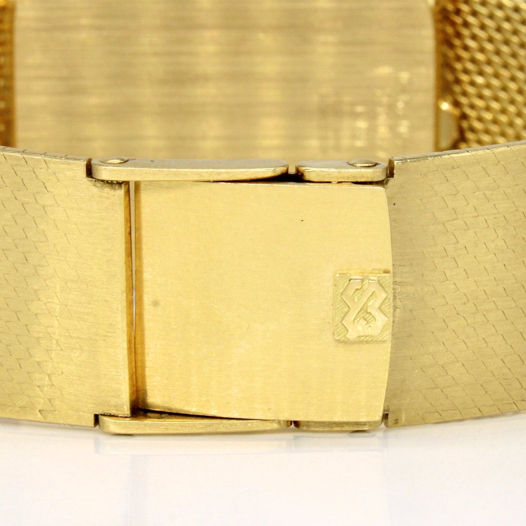 'Seiko' 18k Yellow Gold Watch | 7.75