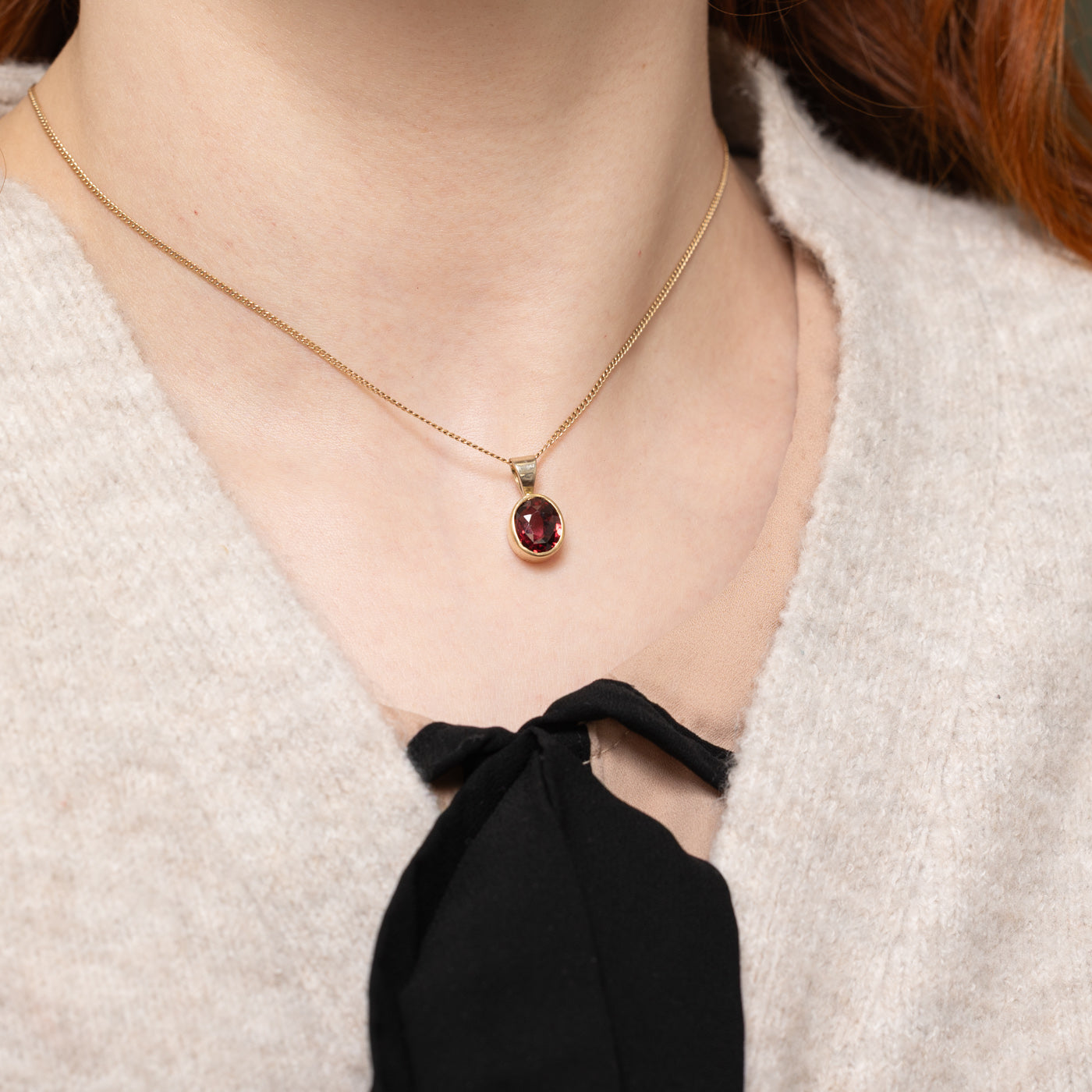 Bezel Set Oval Cut Garnet Pendant | 2.70ct