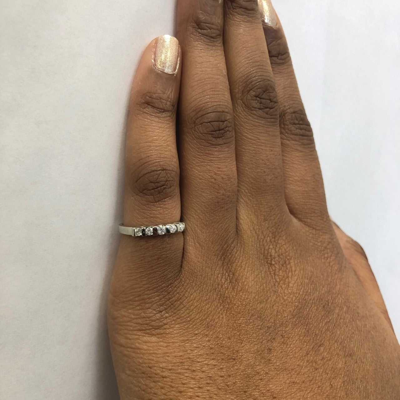 Channel Set Diamond Ring | 0.21ctw | SZ 7 |