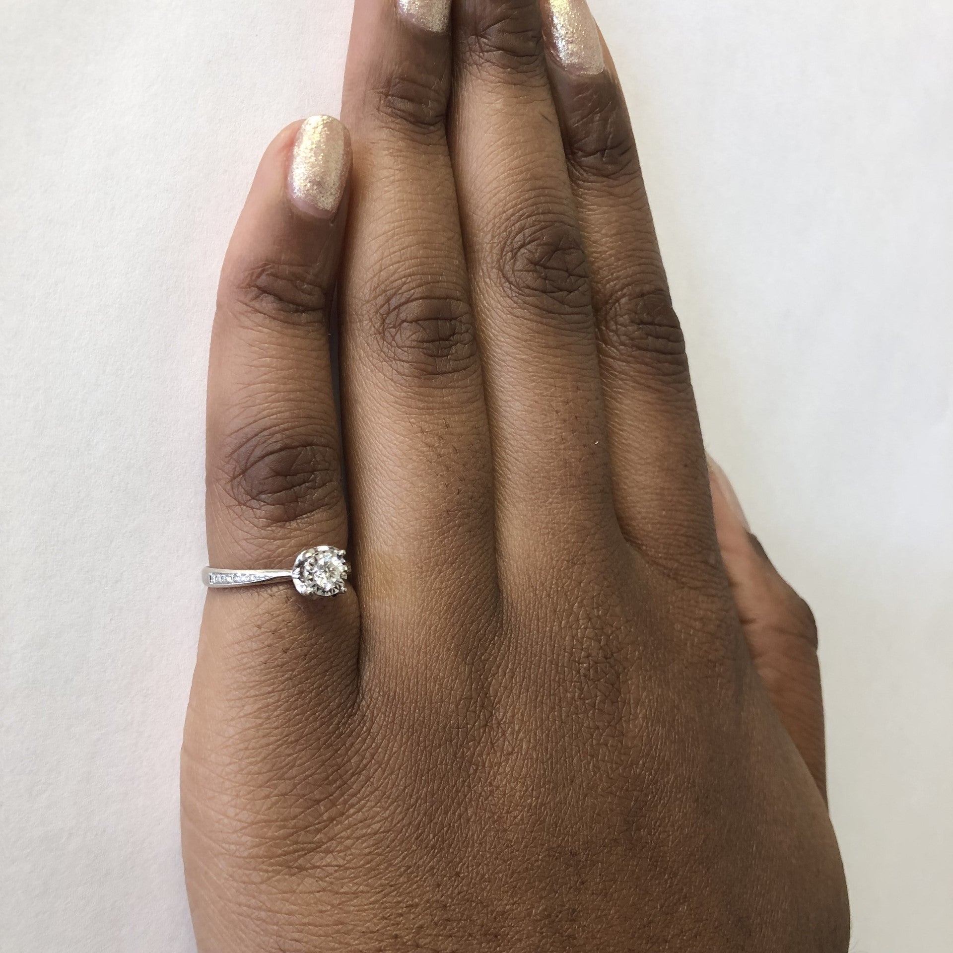 Illusion Set Diamond Ring | 0.23ctw | SZ 5.25 |
