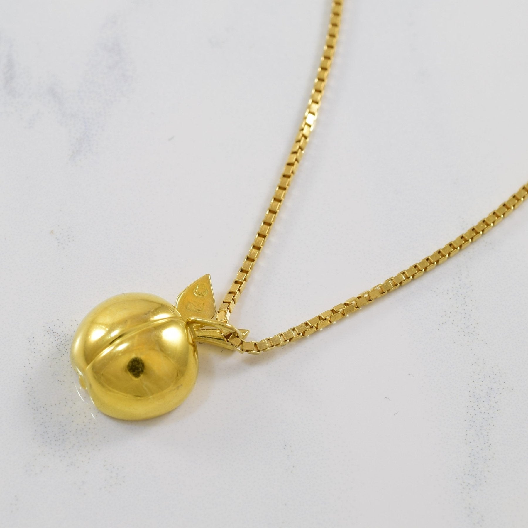 'Unoaerre' Diamond Apple Necklace | 0.02ctw | SZ 17.5" | - 100 Ways