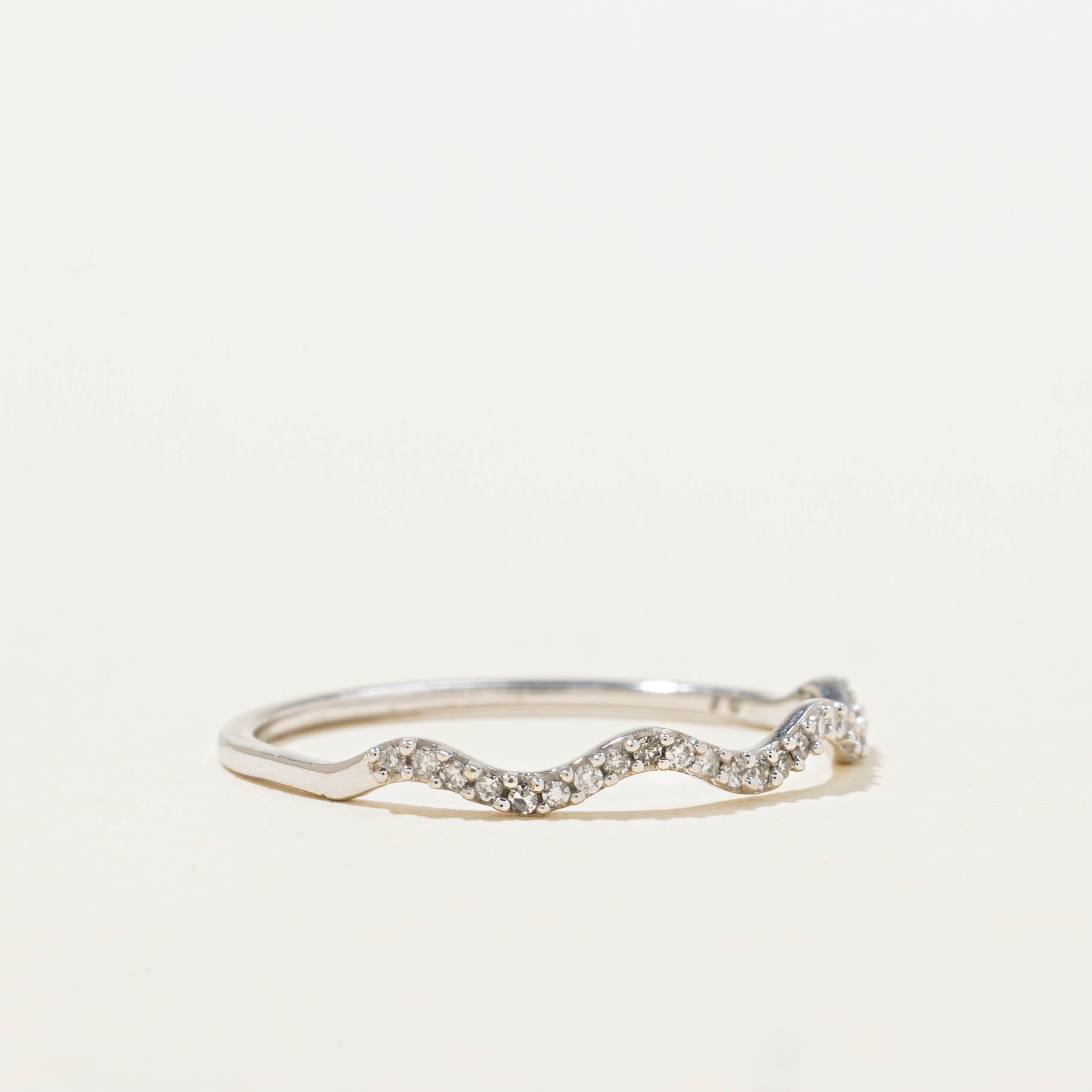 10k Diamond Wave Design Band | SZ 7