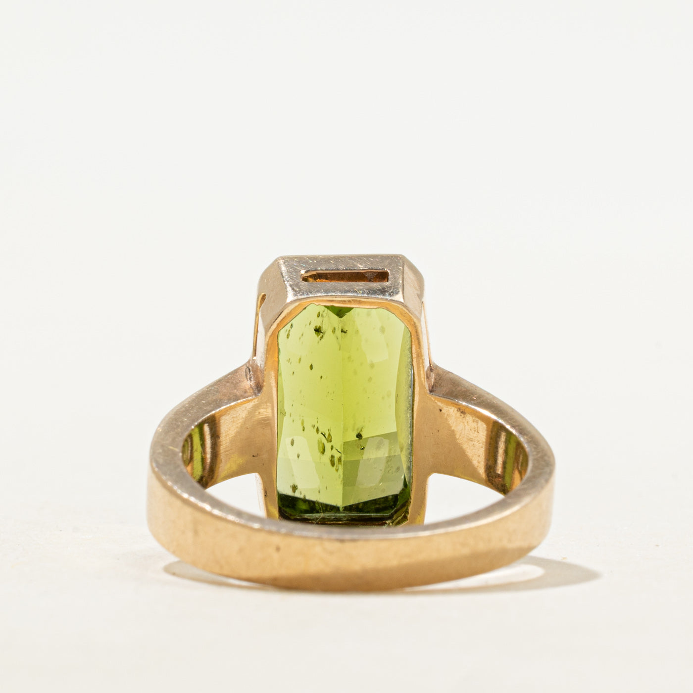 Semi Bezel Set Peridot Cocktail Ring | 6.23ct | SZ 7