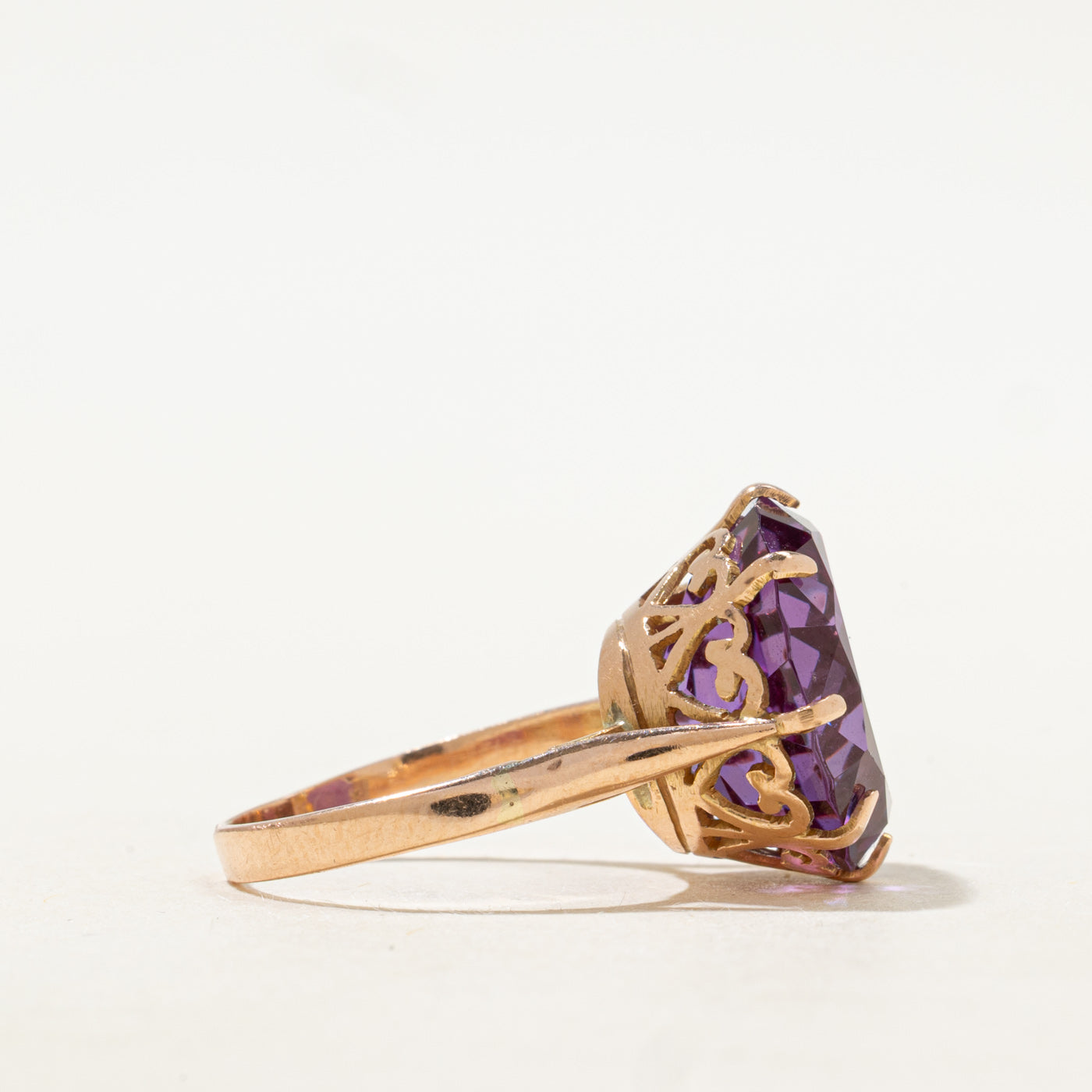 Synthetic Colour Change Sapphire Cocktail Ring | 12.90ct | SZ 5.25