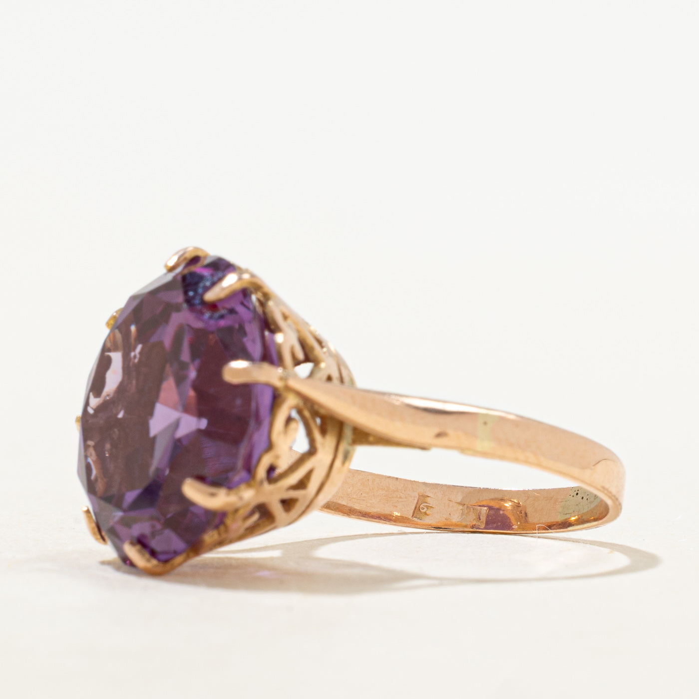 Synthetic Colour Change Sapphire Cocktail Ring | 12.90ct | SZ 5.25