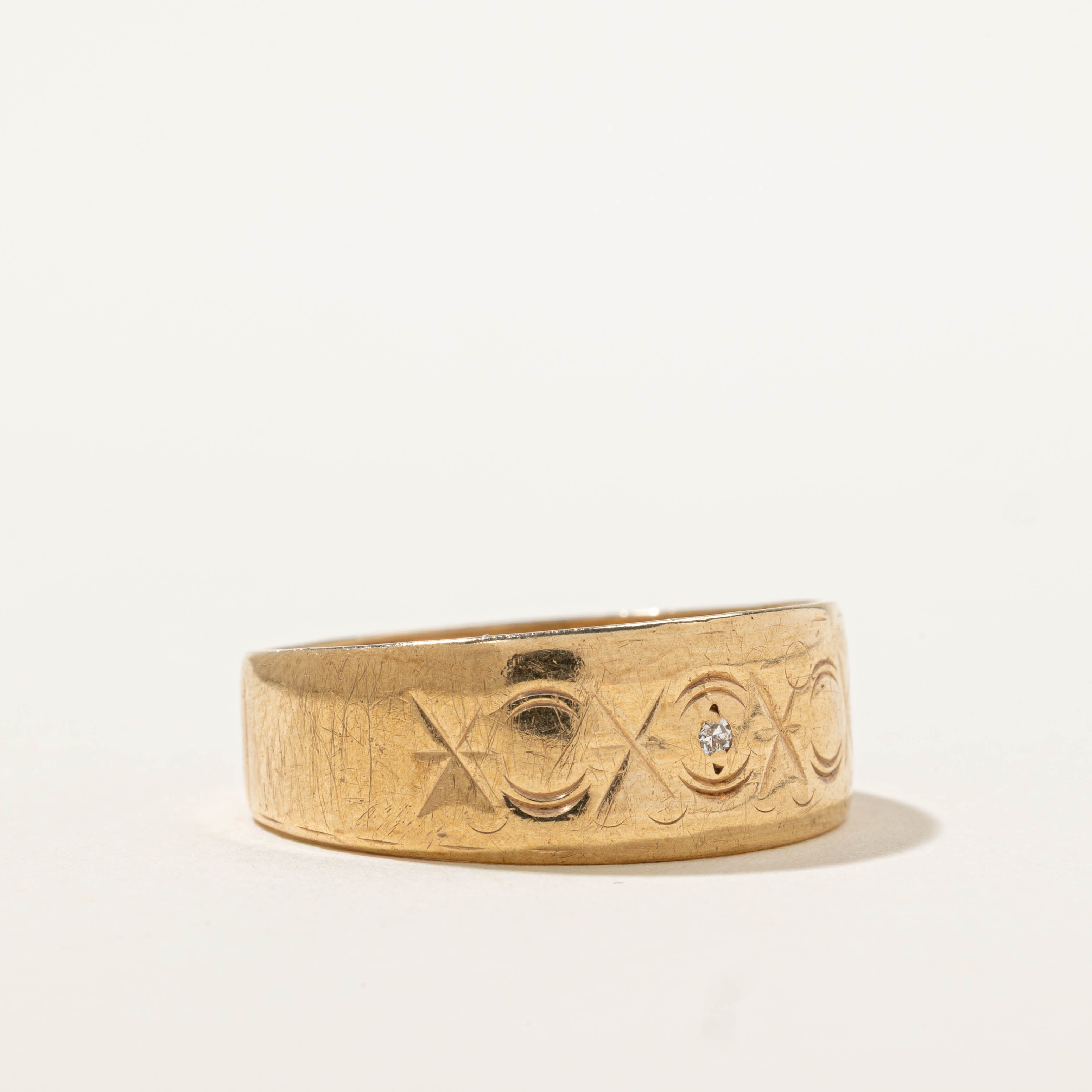 10k Diamond Engraved Pattern Band | SZ 11.75
