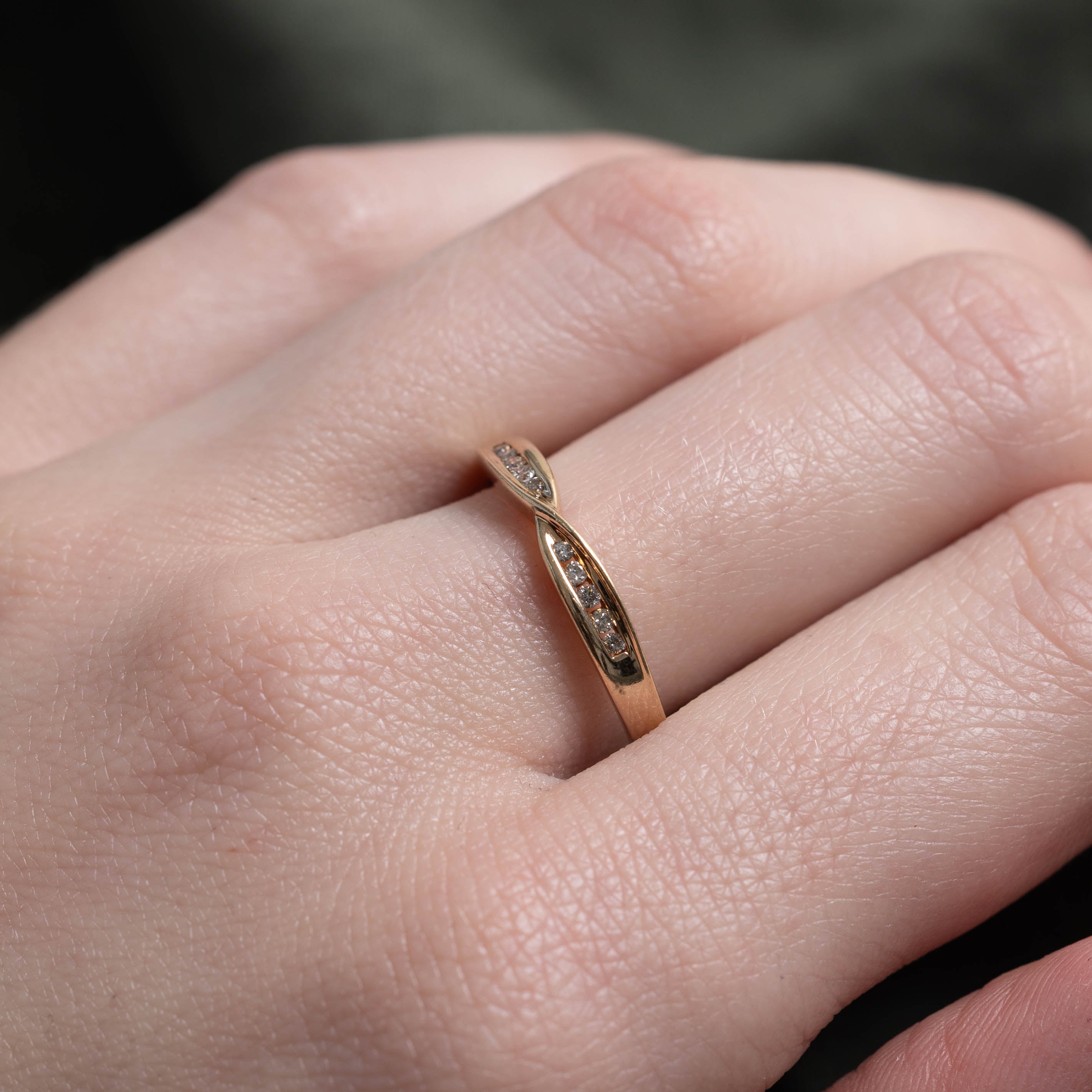 10k Diamond Crossover Band | SZ 7.5