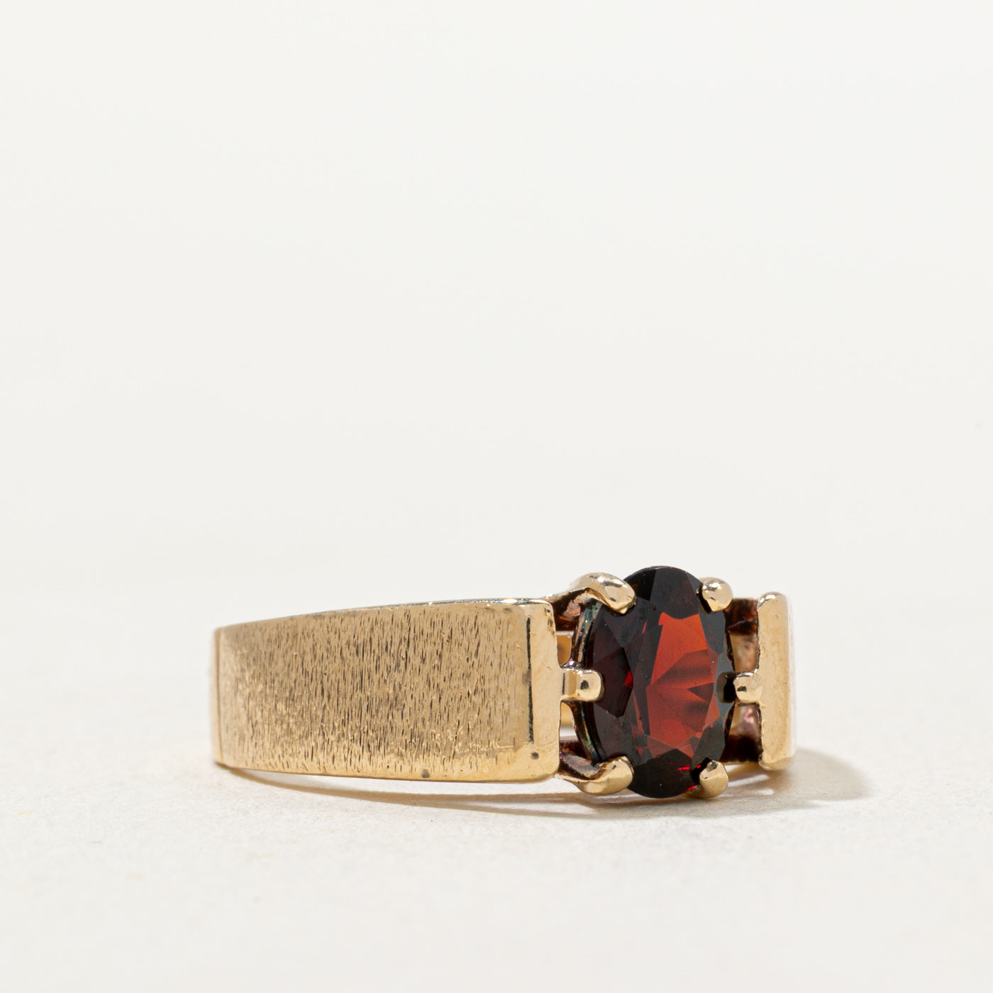 Solitaire Oval Cut Garnet Ring | 0.75ct | SZ 5