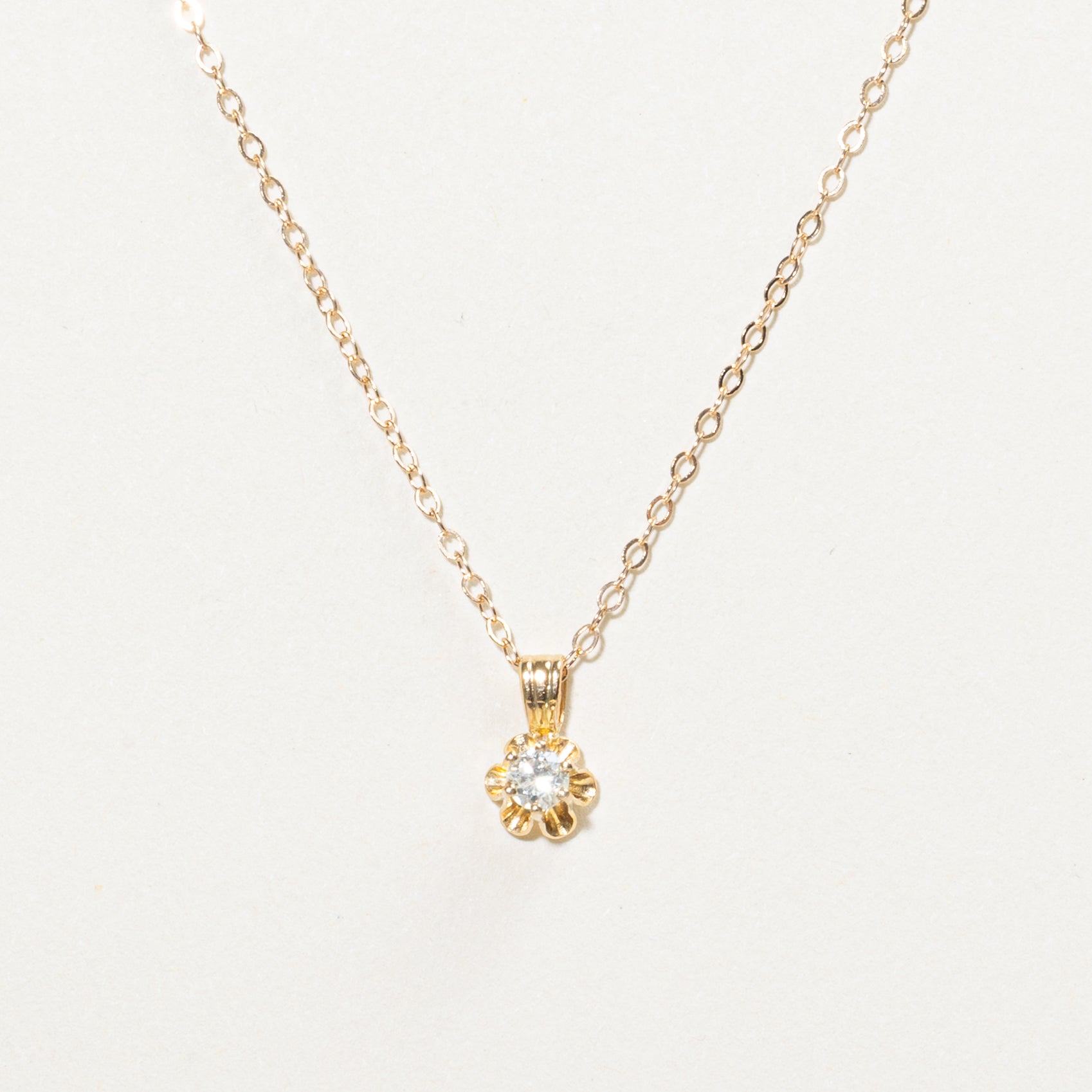 Yellow Gold Belcher Set Diamond Pendant Necklace | 0.13ct | 18"