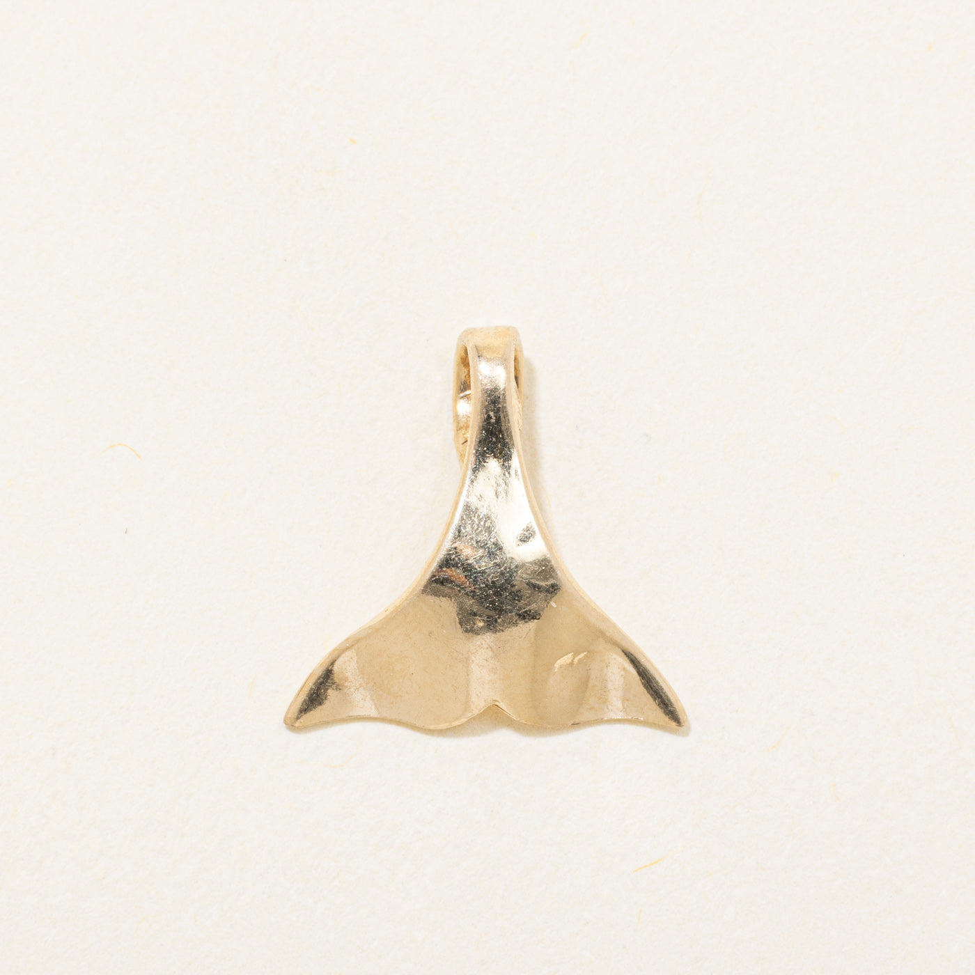 14k Yellow Gold Fish Tail Pendant