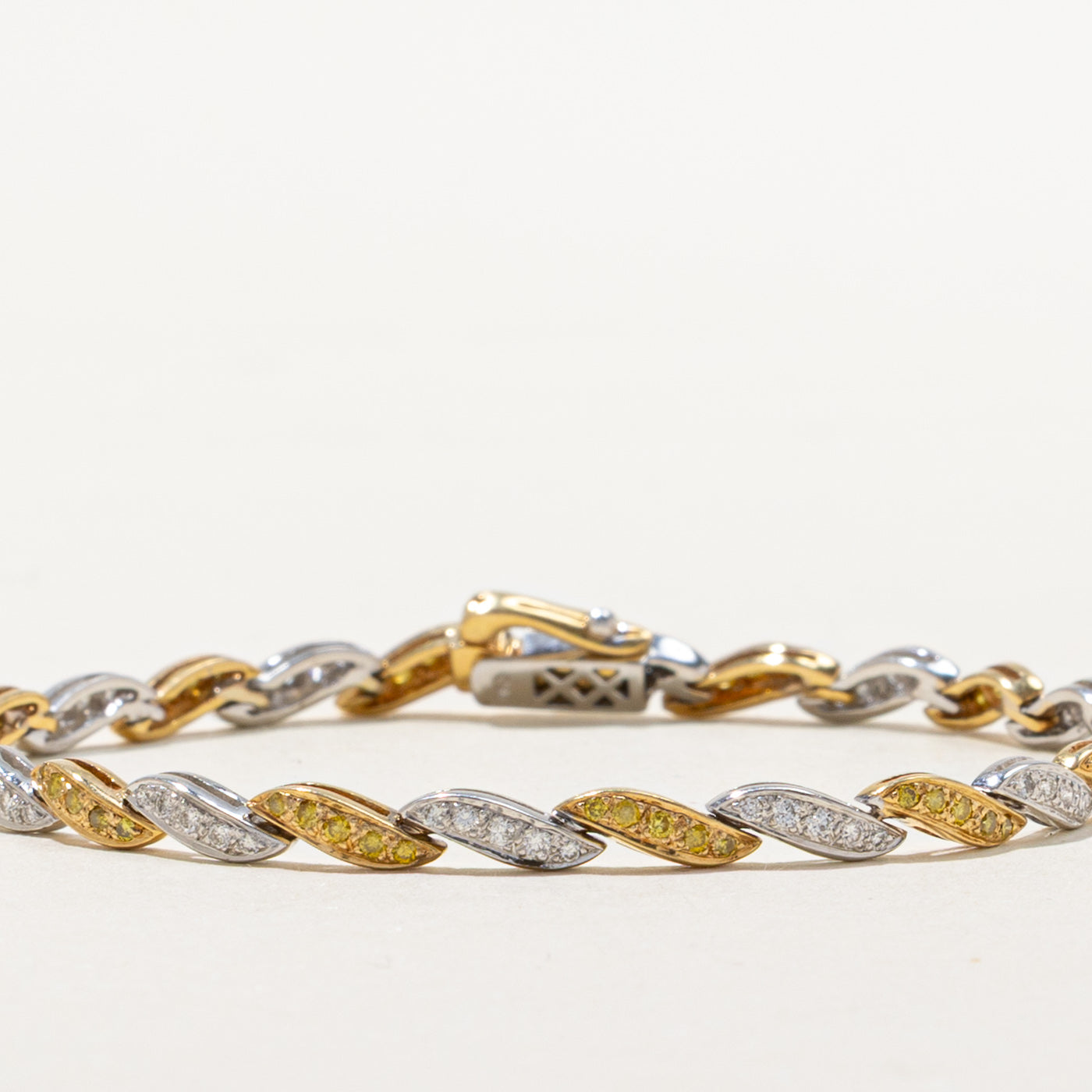 18k Yellow & White Diamond Tennis Bracelet | 0.96ctw | 7"