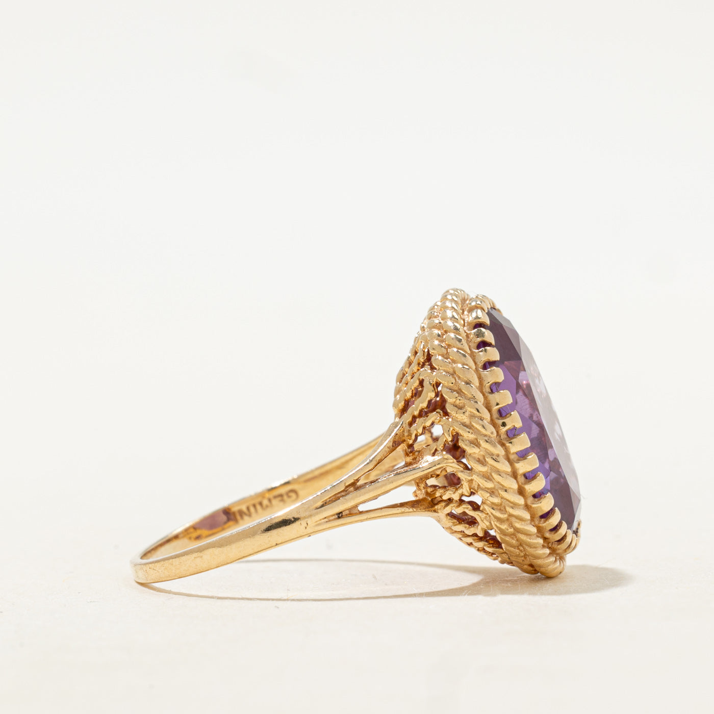 Synthetic Colour Change Sapphire Cocktail Ring | 8.65ct | SZ 8.5