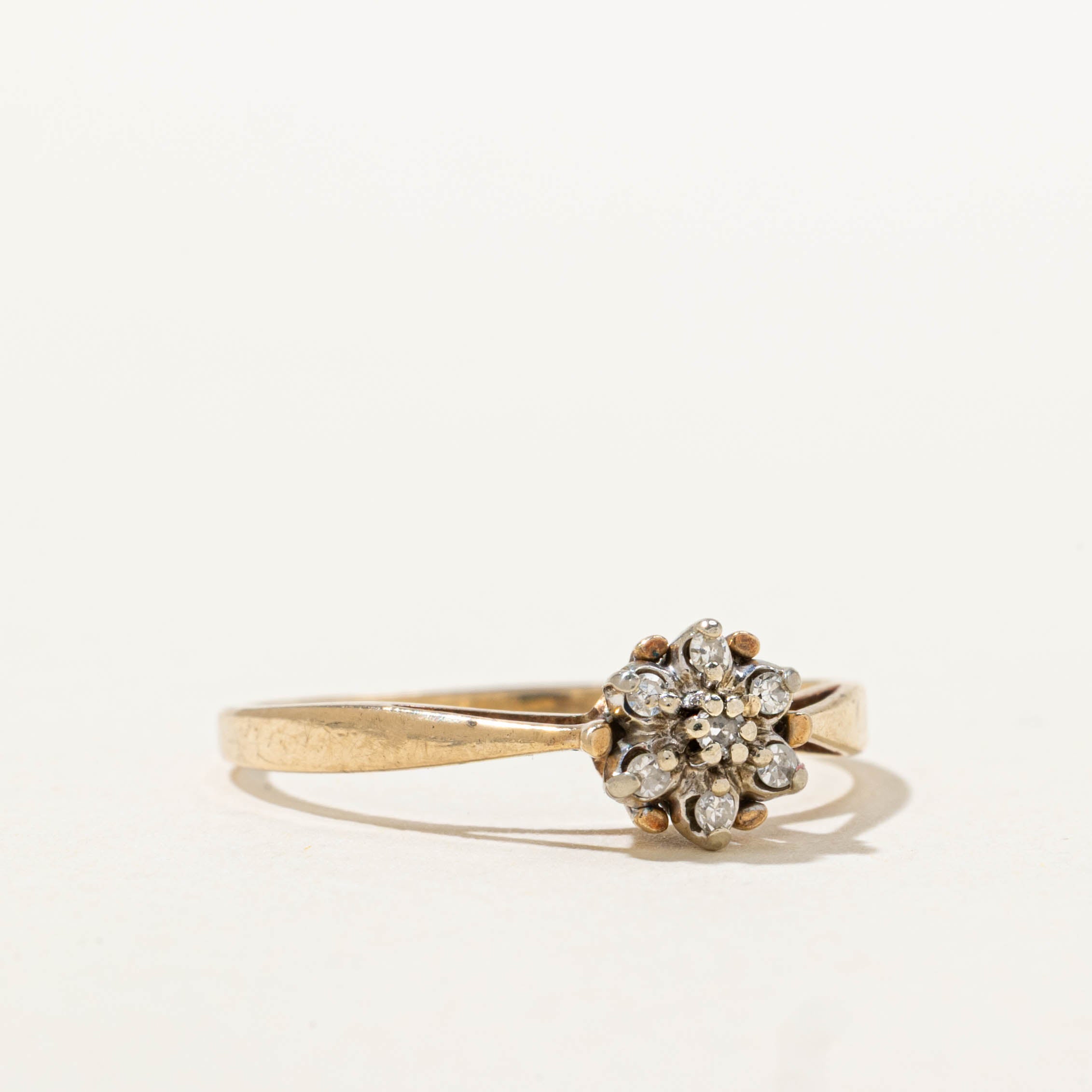 10k Diamond Flower Cluster Ring | SZ 6.25