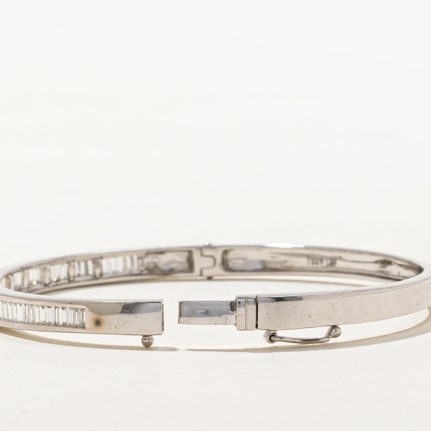 18k Channel Set Baguette Cut Diamond Bangle | 0.98ctw | 7"