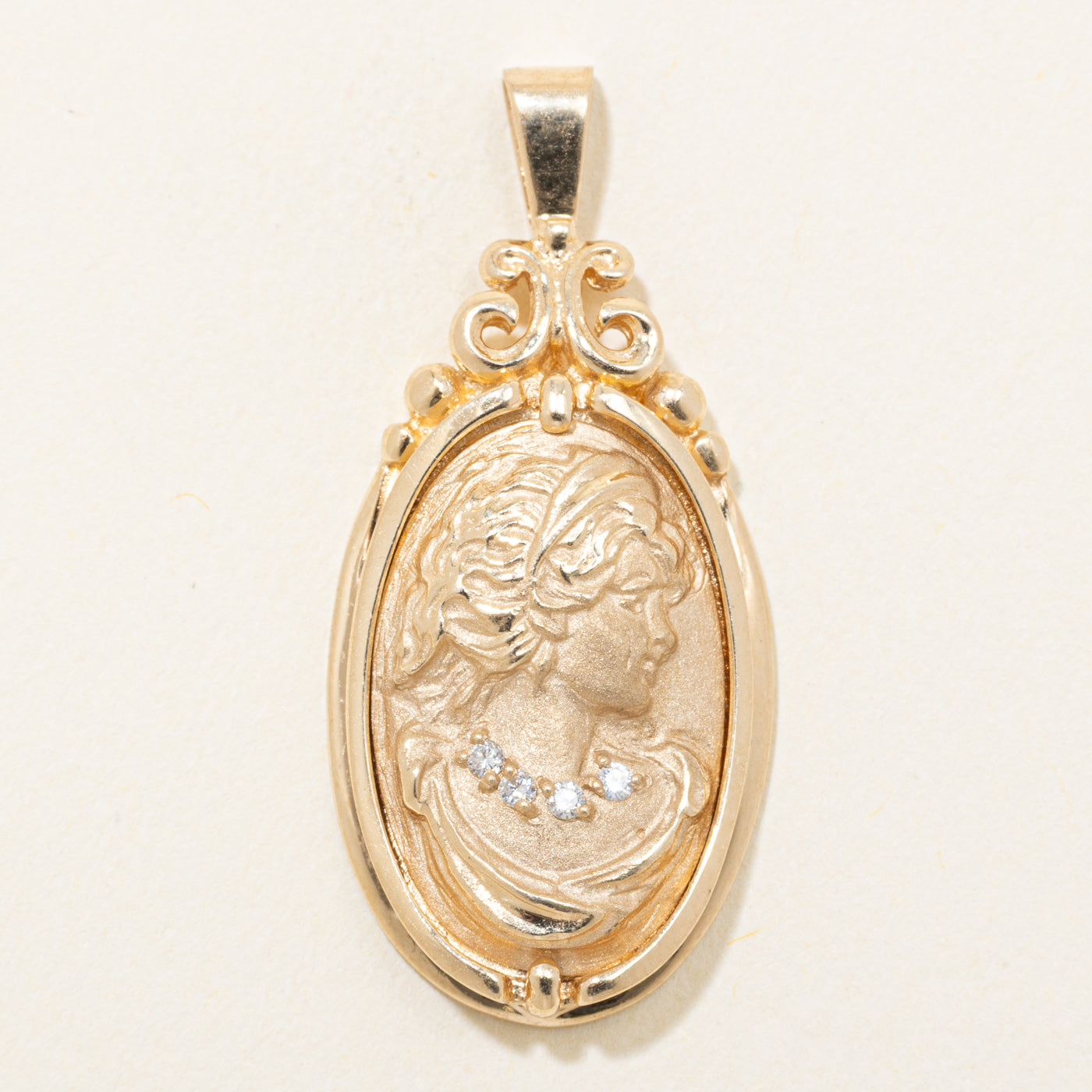 14k Yellow Gold Diamond Portrait Pendant